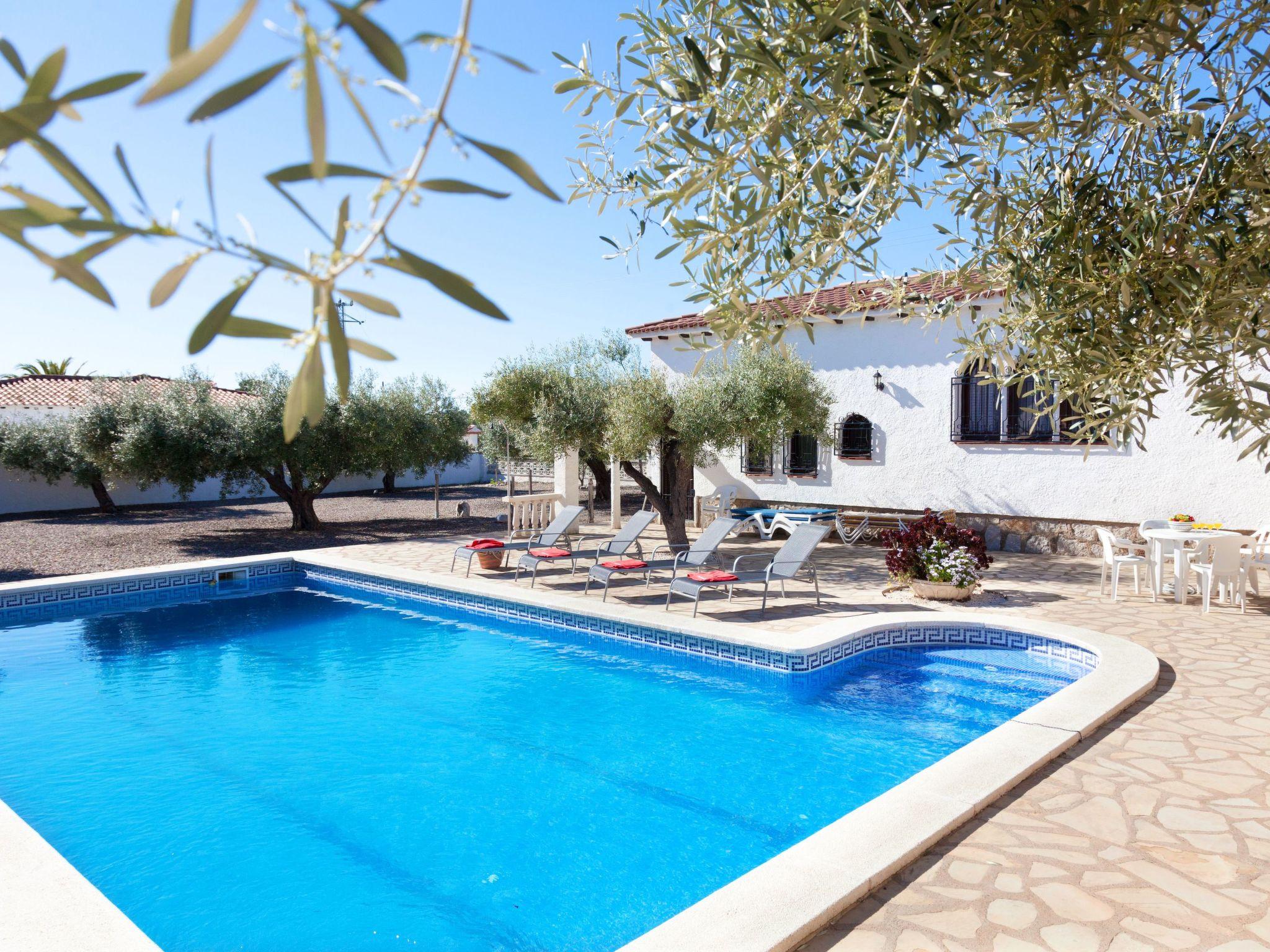 Photo 25 - 3 bedroom House in Mont-roig del Camp with private pool and garden