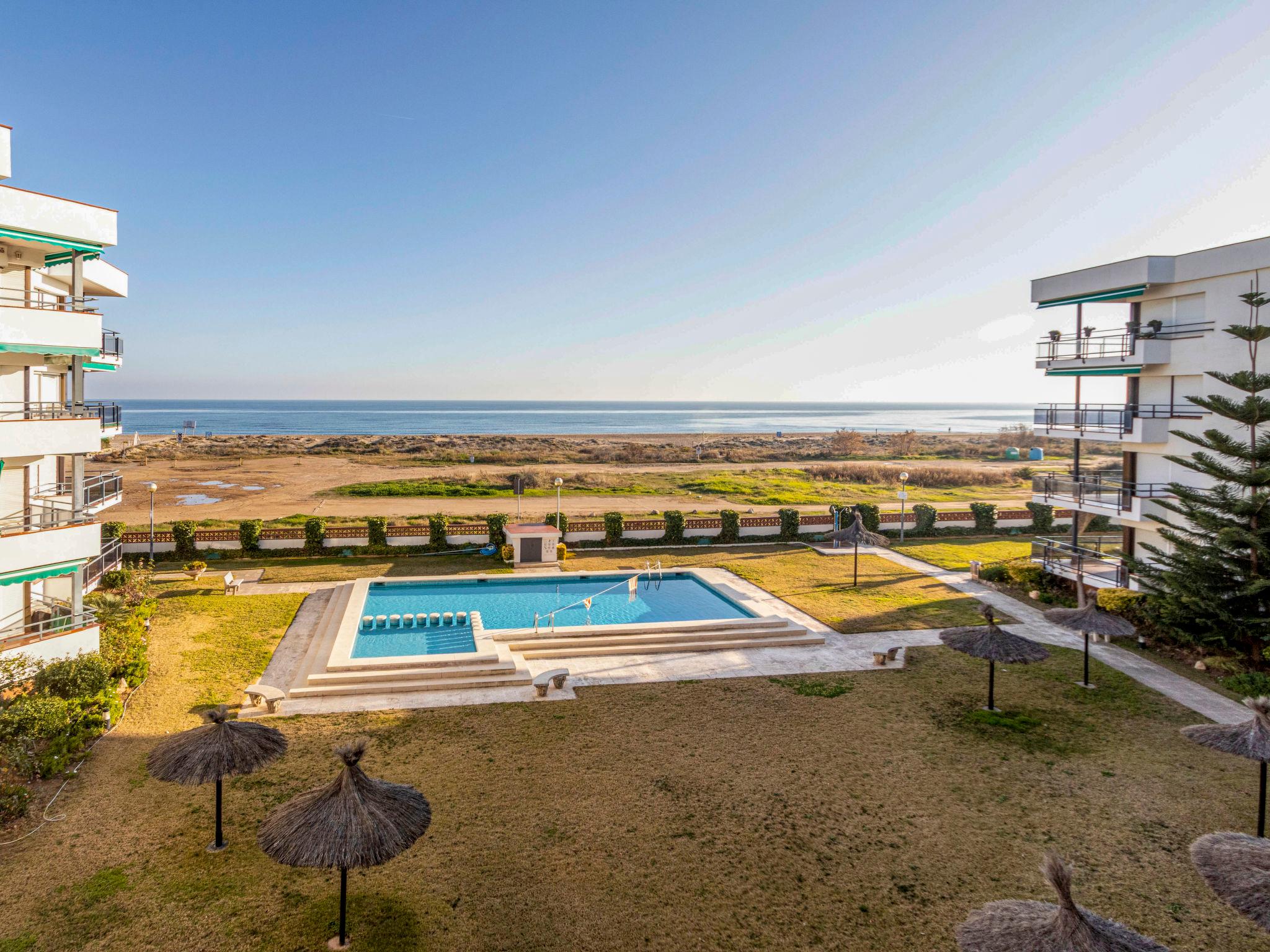 Photo 1 - Appartement de 2 chambres à Creixell avec piscine et vues à la mer