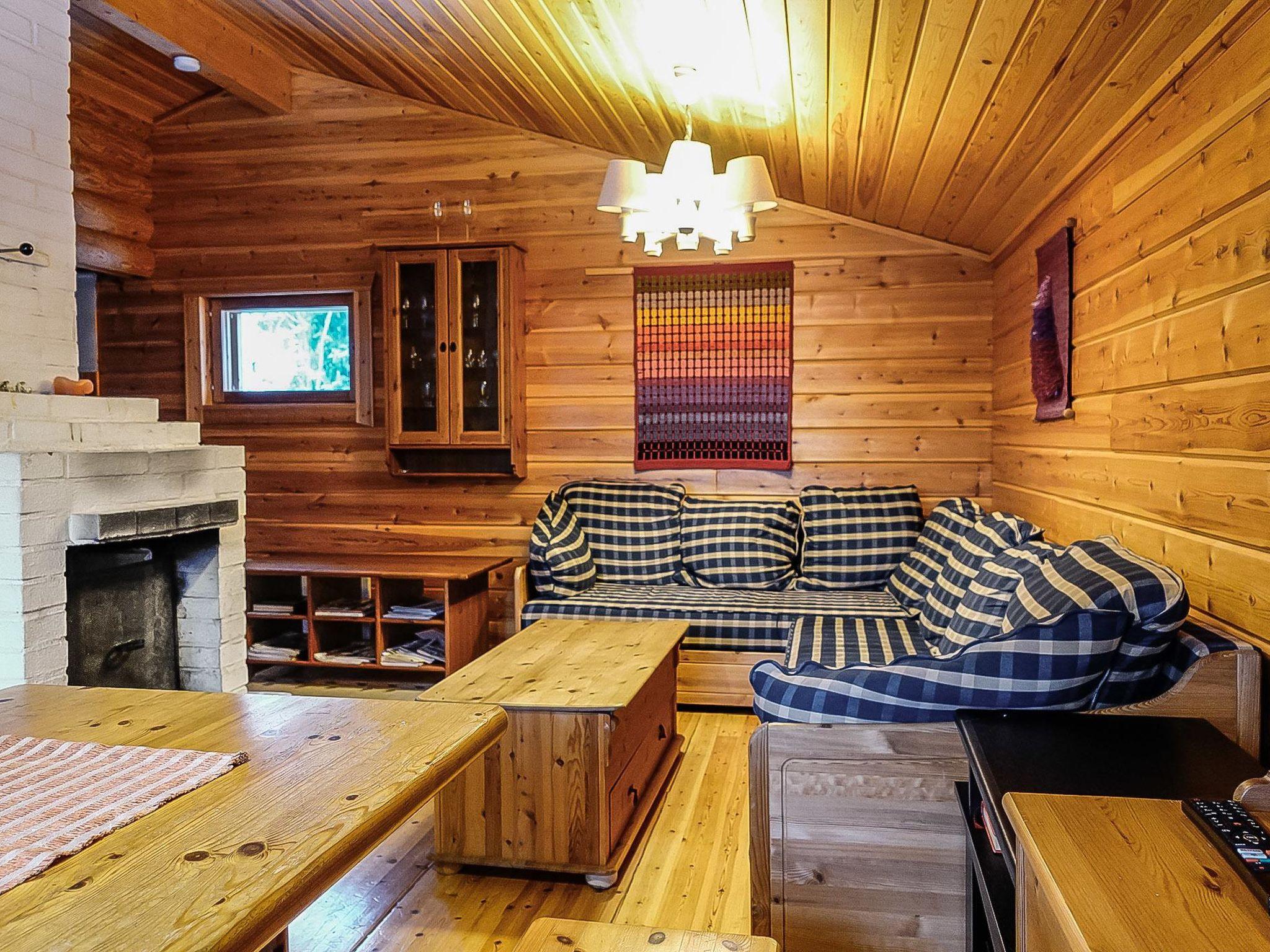 Foto 11 - Casa de 2 habitaciones en Muonio con sauna y vistas a la montaña