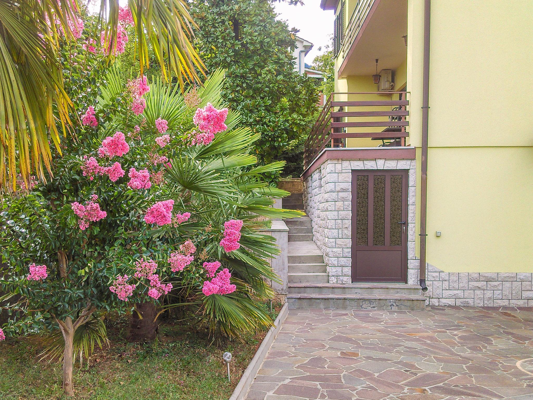 Photo 12 - Appartement de 3 chambres à Matulji avec jardin et terrasse