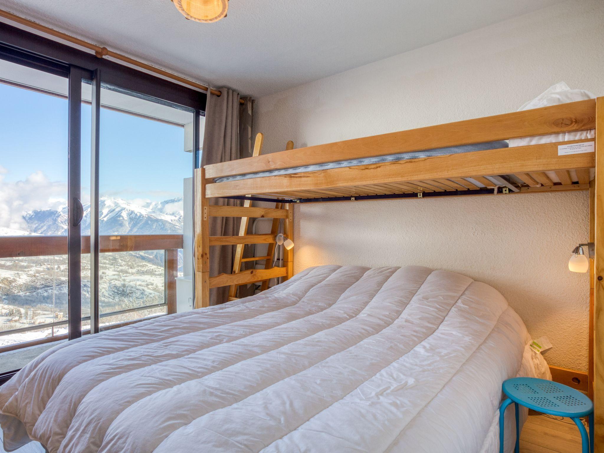 Foto 4 - Appartamento con 1 camera da letto a Villarembert con piscina e vista sulle montagne