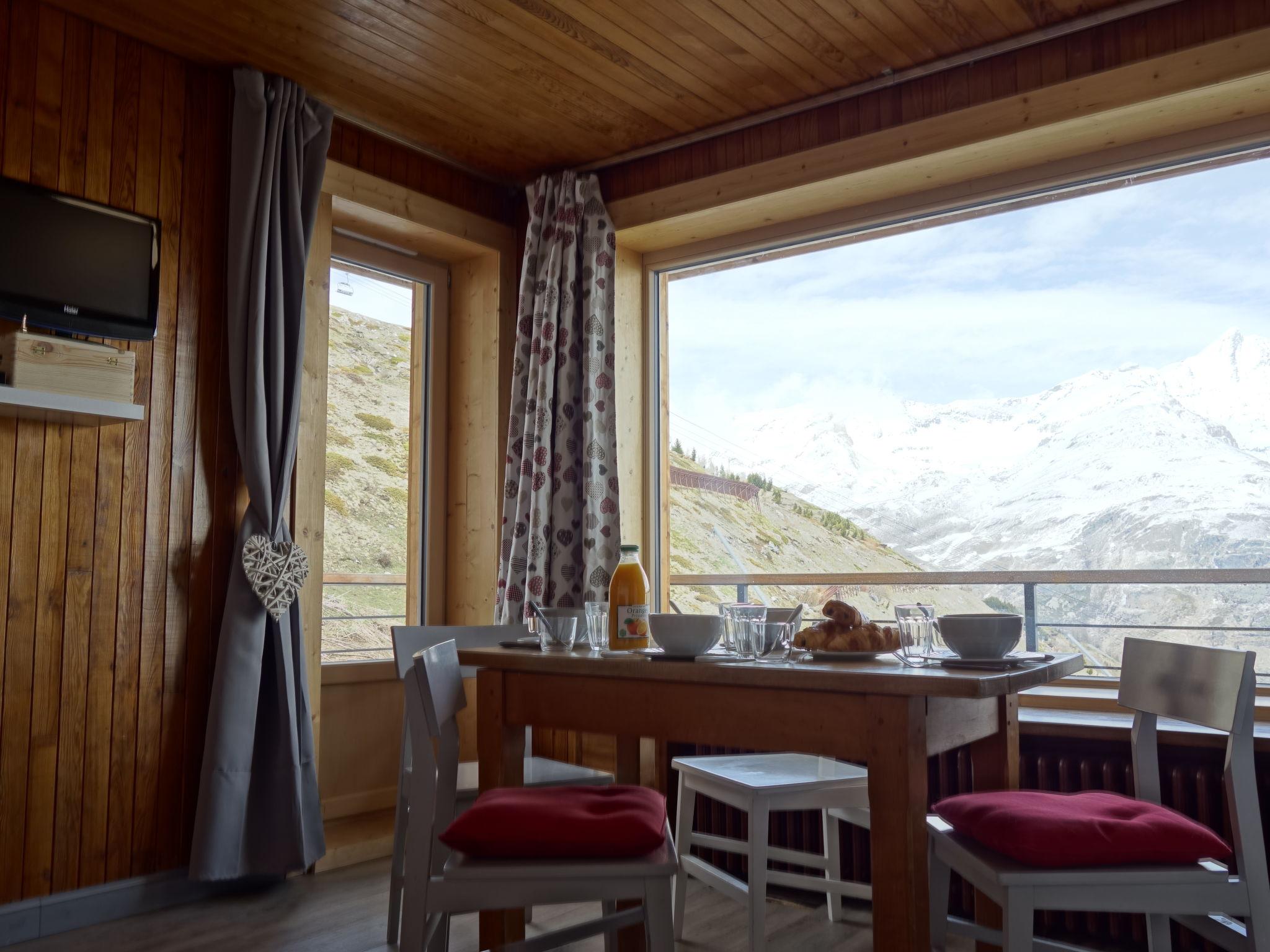 Foto 1 - Appartamento con 1 camera da letto a Tignes con vista sulle montagne