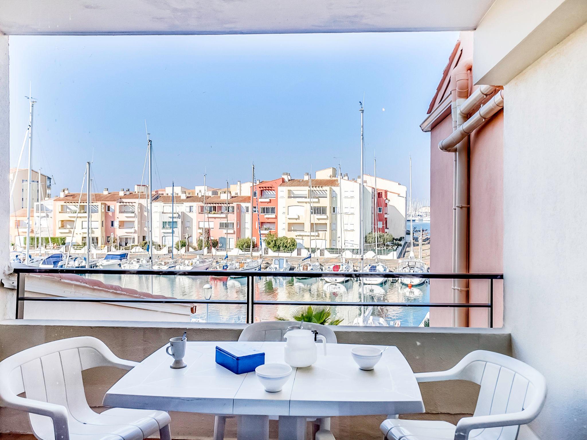 Foto 1 - Apartamento de 1 quarto em Agde com piscina privada e vistas do mar