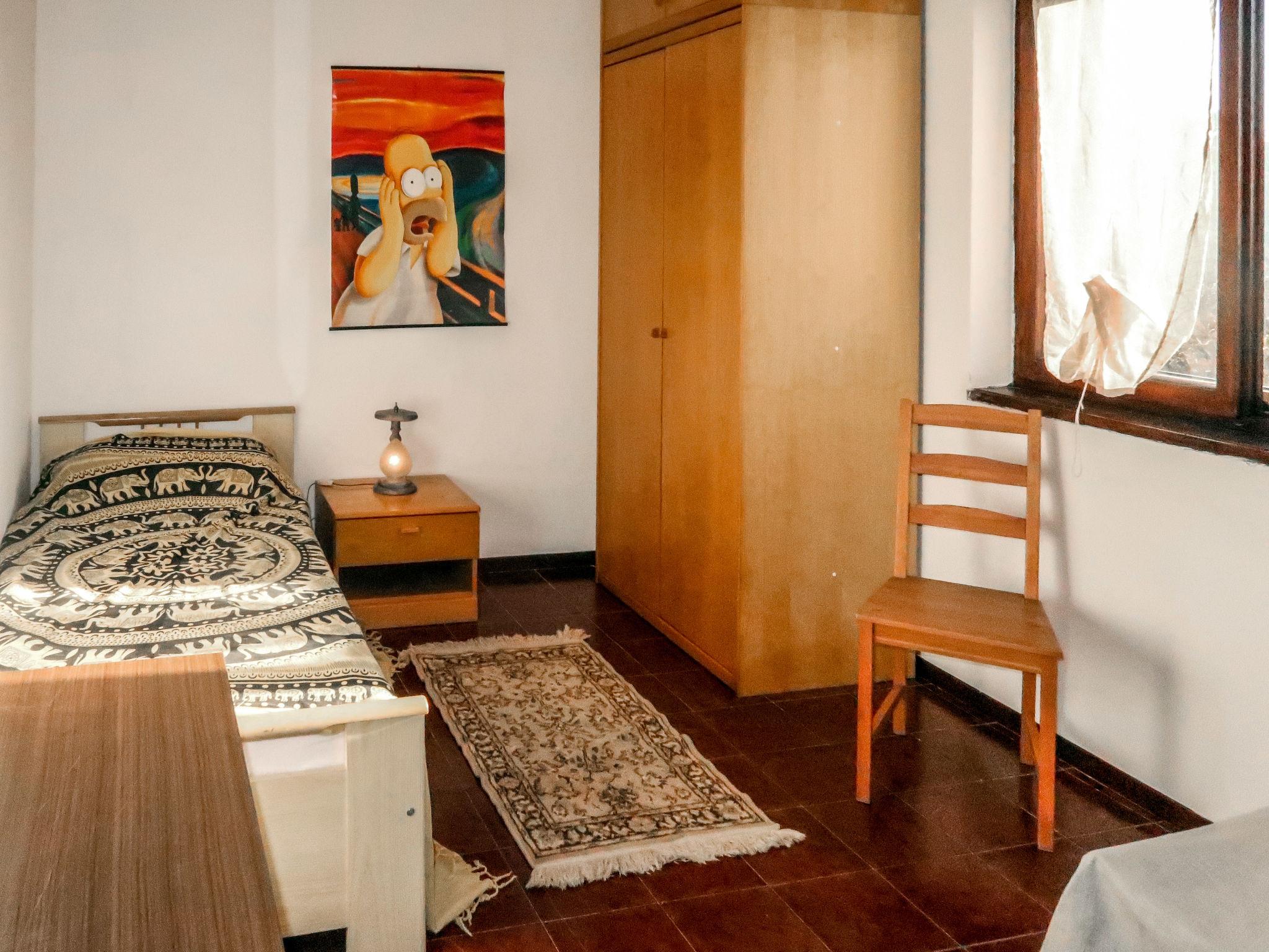Foto 10 - Apartamento de 2 habitaciones en Civezza con vistas al mar