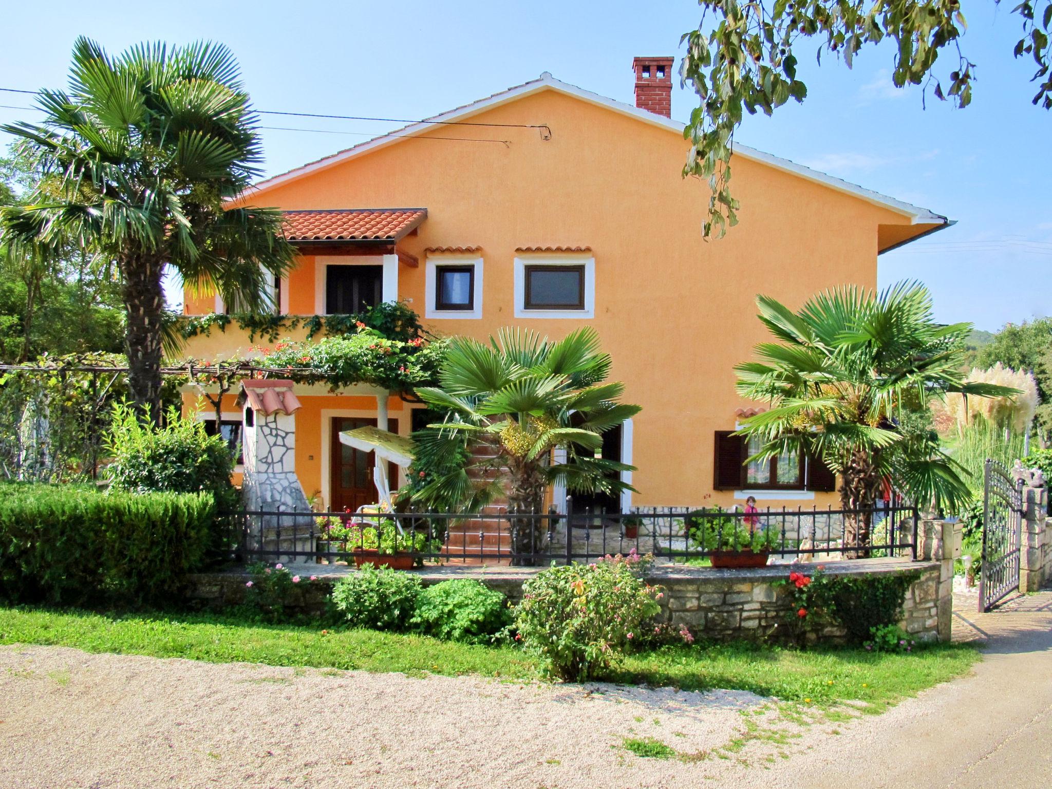 Photo 4 - Appartement de 1 chambre à Kanfanar avec piscine privée et vues à la mer