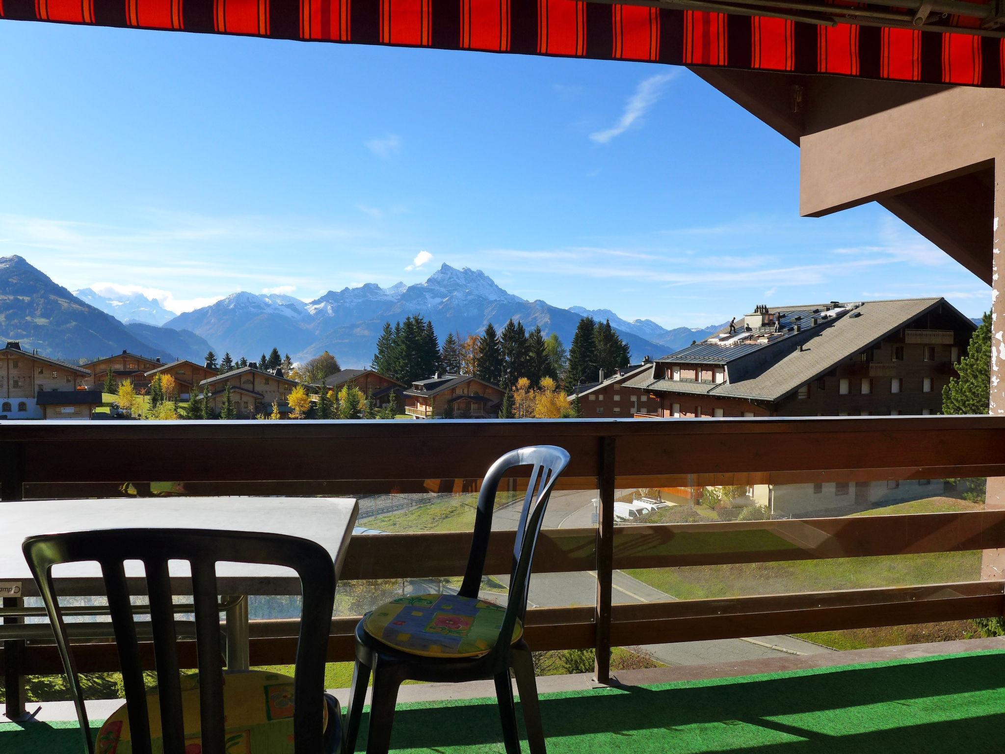 Photo 15 - 1 bedroom Apartment in Ollon with garden and mountain view