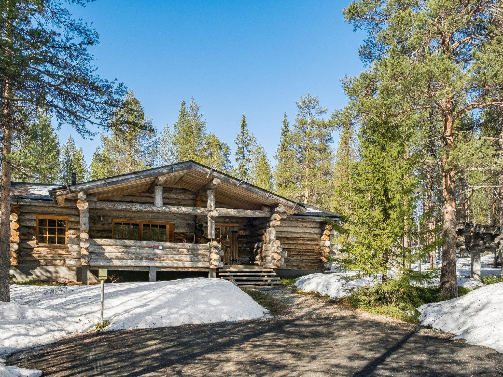 Foto 2 - Casa de 3 habitaciones en Kittilä con sauna y vistas a la montaña