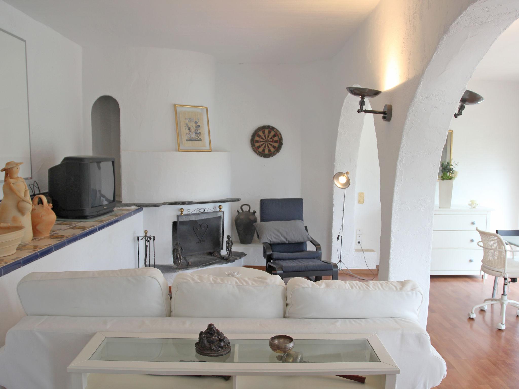 Photo 10 - 5 bedroom House in l'Ampolla with private pool and garden