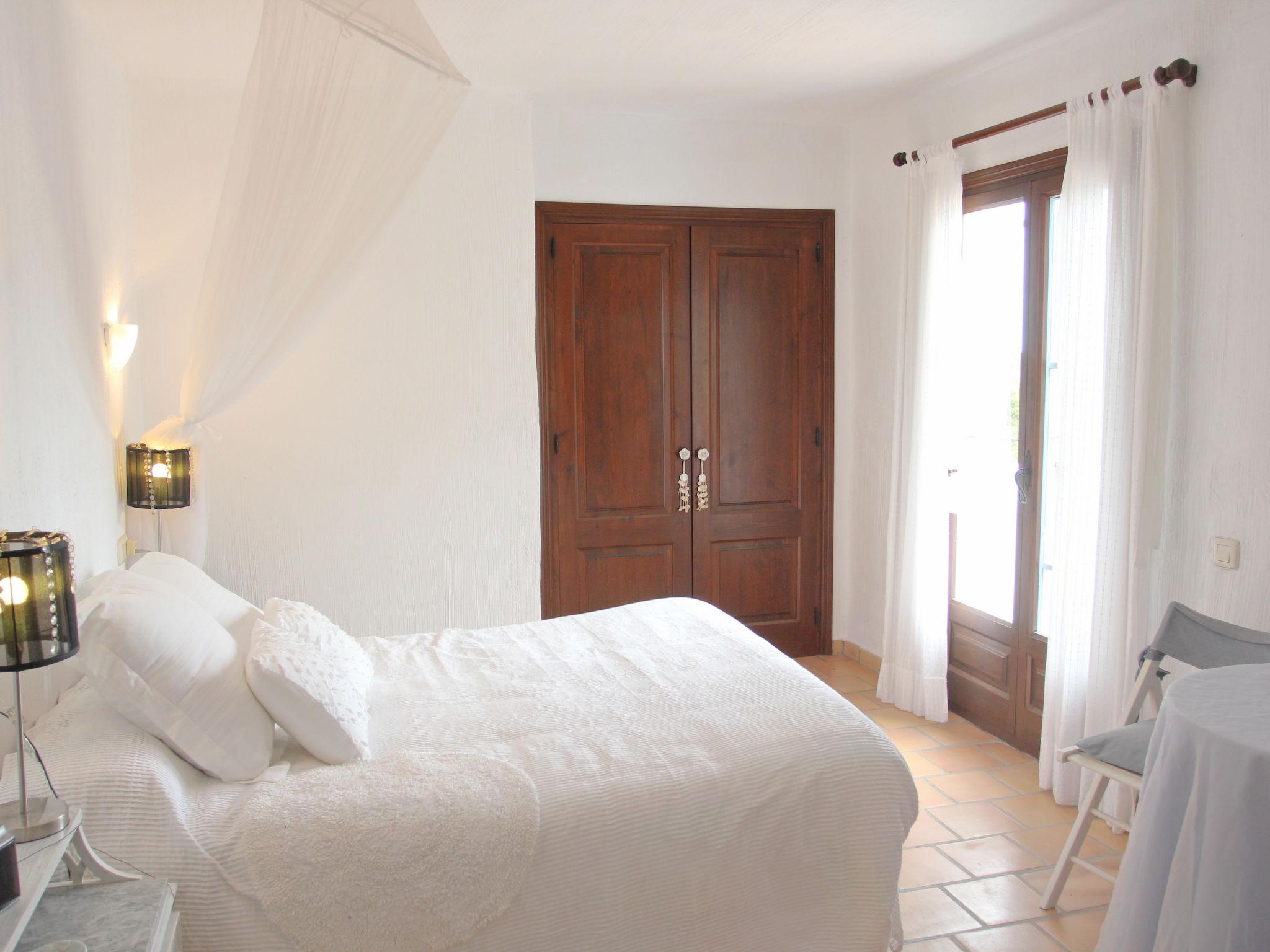 Photo 12 - 5 bedroom House in l'Ampolla with private pool and sea view