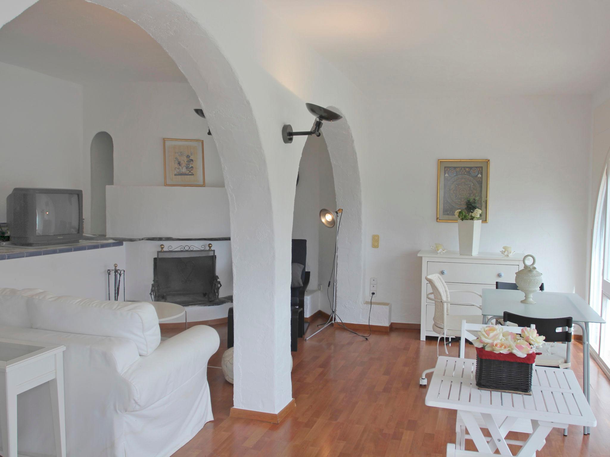 Photo 32 - 5 bedroom House in l'Ampolla with private pool and garden