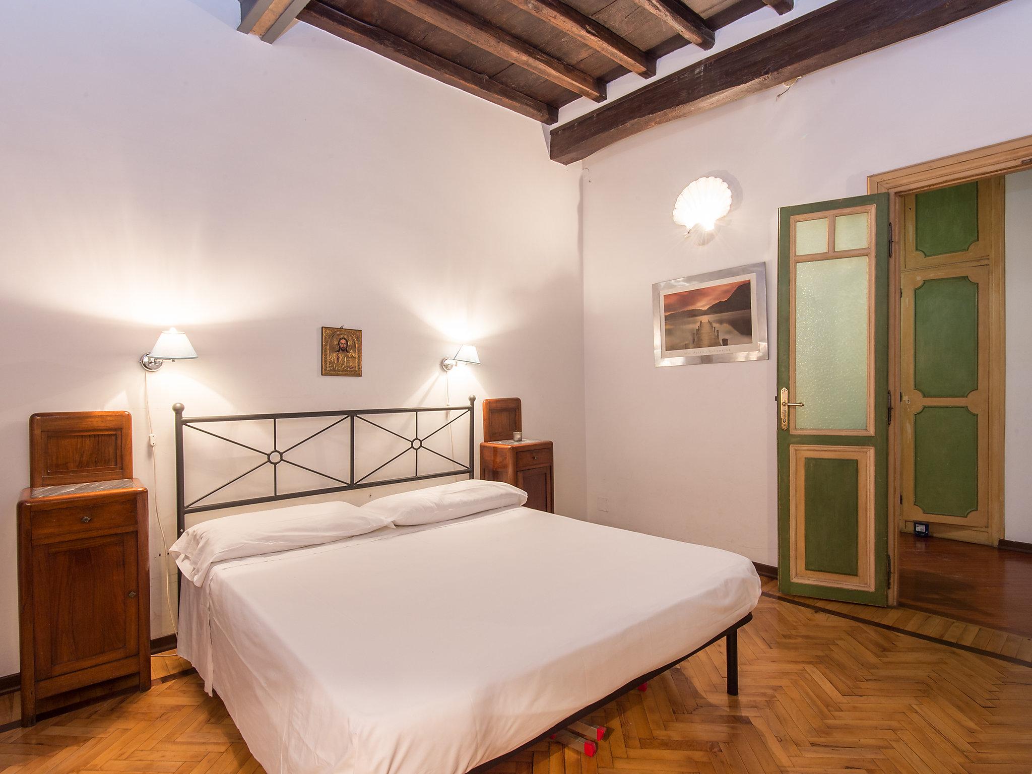 Foto 4 - Apartment mit 2 Schlafzimmern in Rom