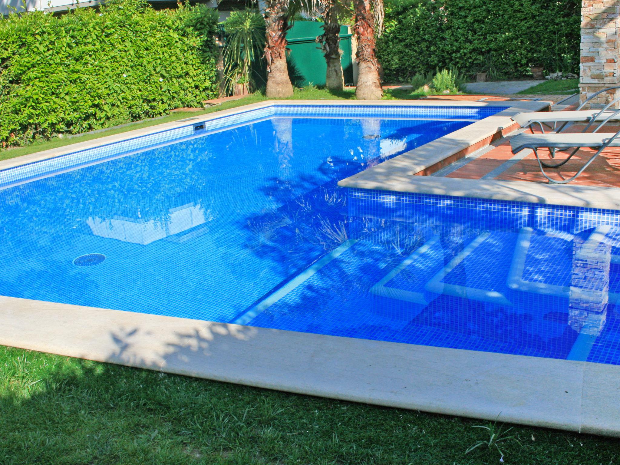 Photo 26 - Maison de 3 chambres à Forte dei Marmi avec piscine privée et jardin