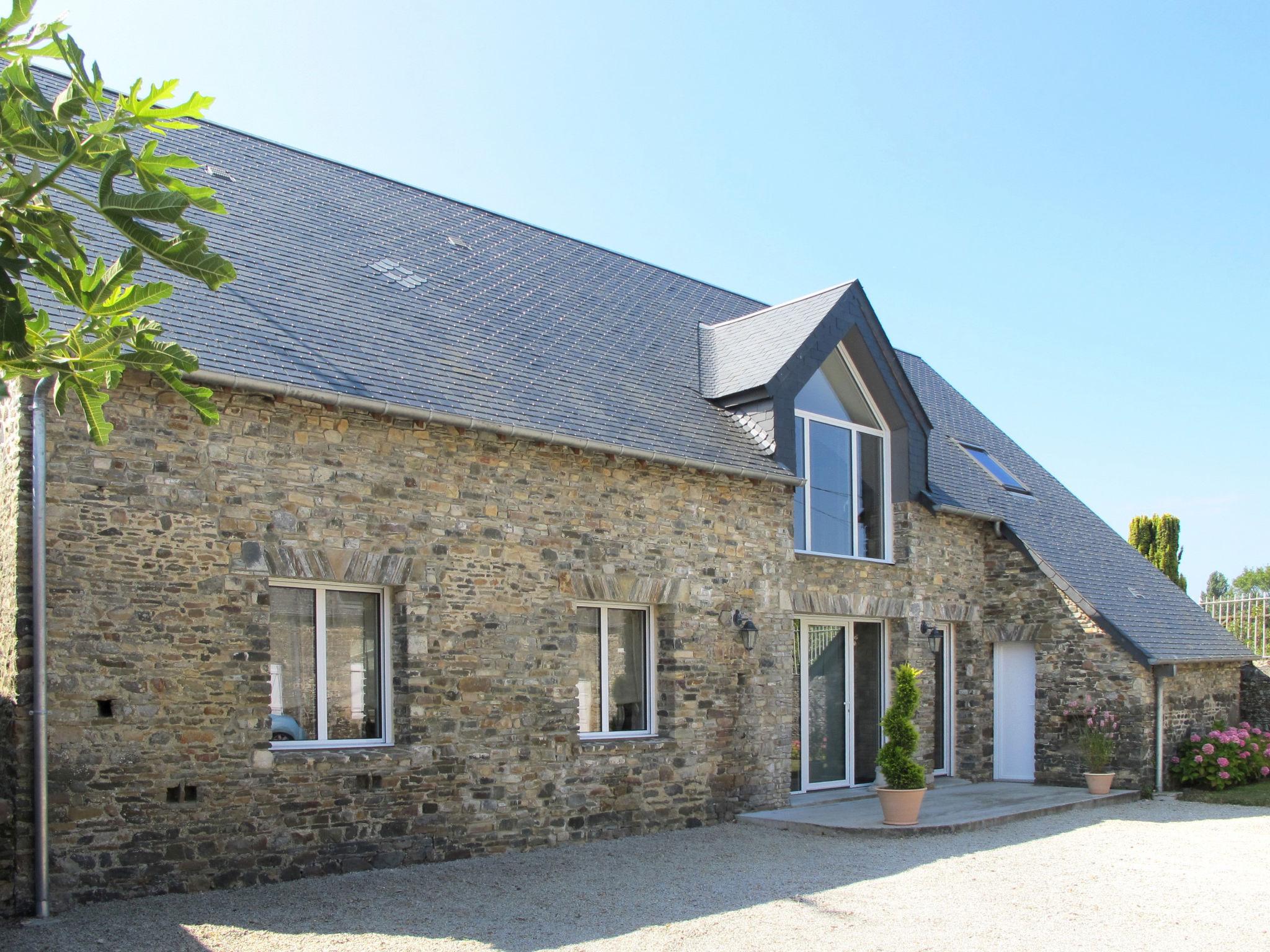 Photo 16 - Maison de 3 chambres à Bretteville-sur-Ay avec jardin et vues à la mer