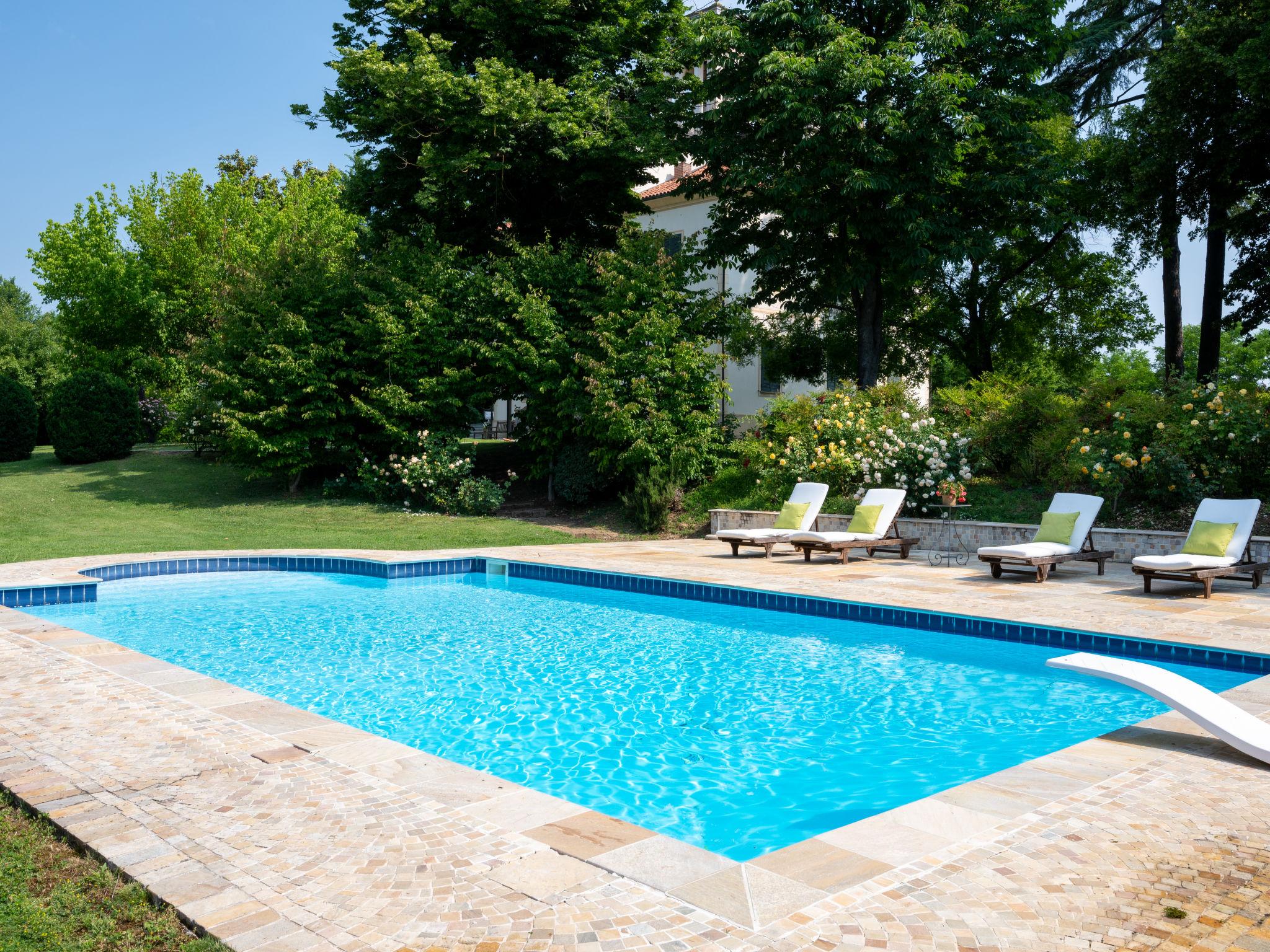 Photo 31 - Maison de 4 chambres à Fubine Monferrato avec piscine et jardin