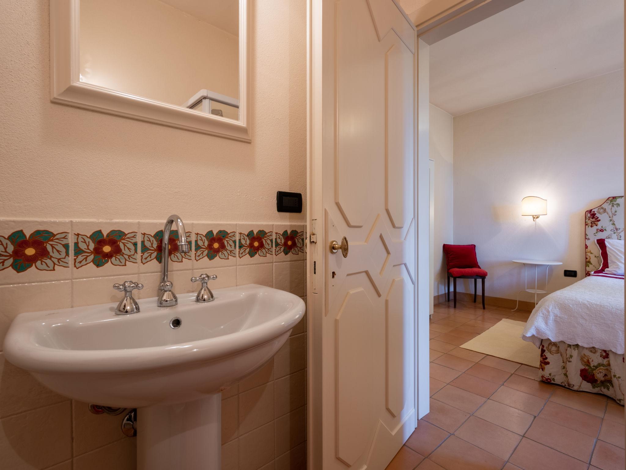 Photo 20 - Maison de 4 chambres à Fubine Monferrato avec piscine et jardin