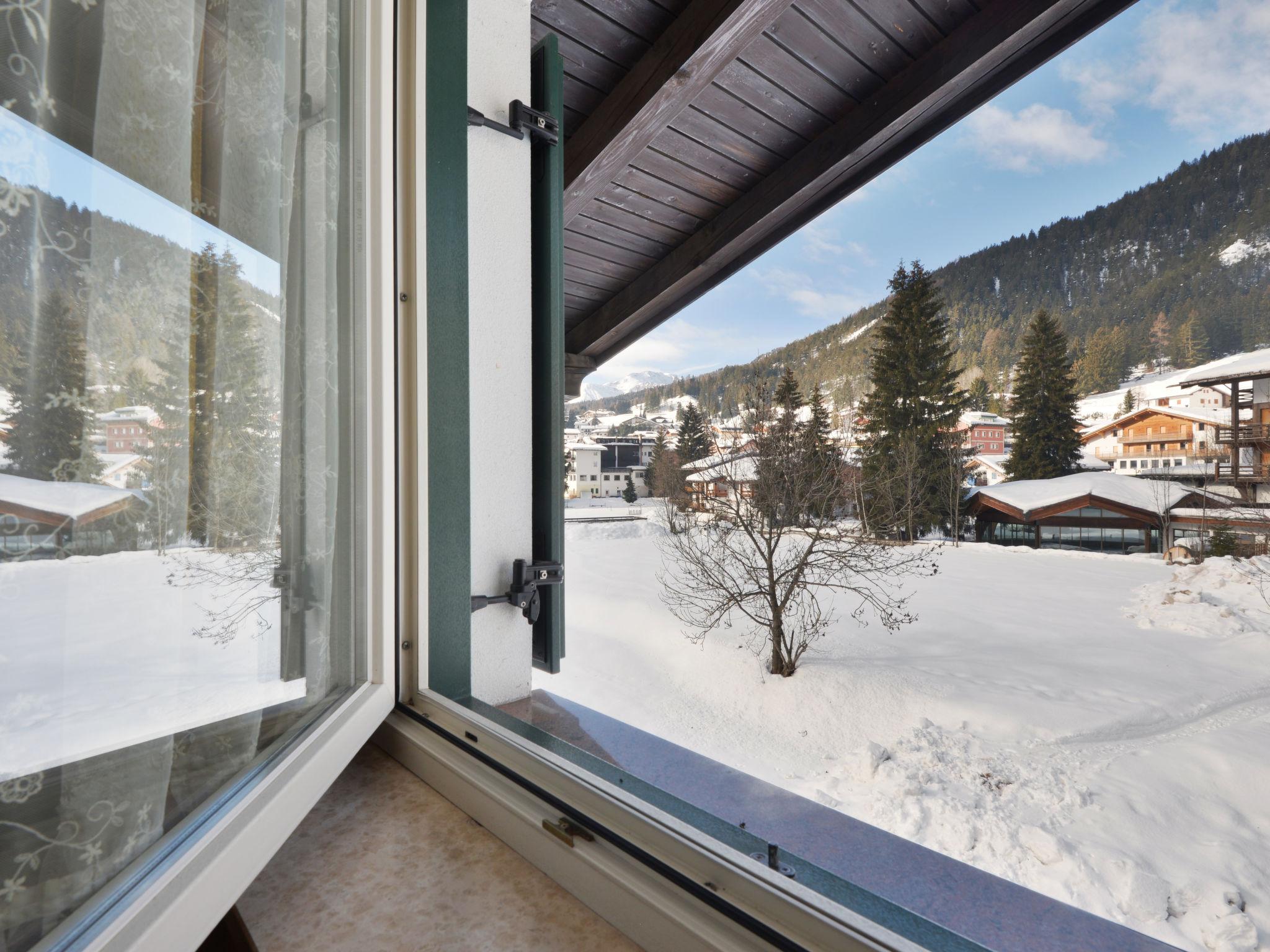 Photo 8 - Appartement de 2 chambres à San Giovanni di Fassa-Sèn Jan avec vues sur la montagne