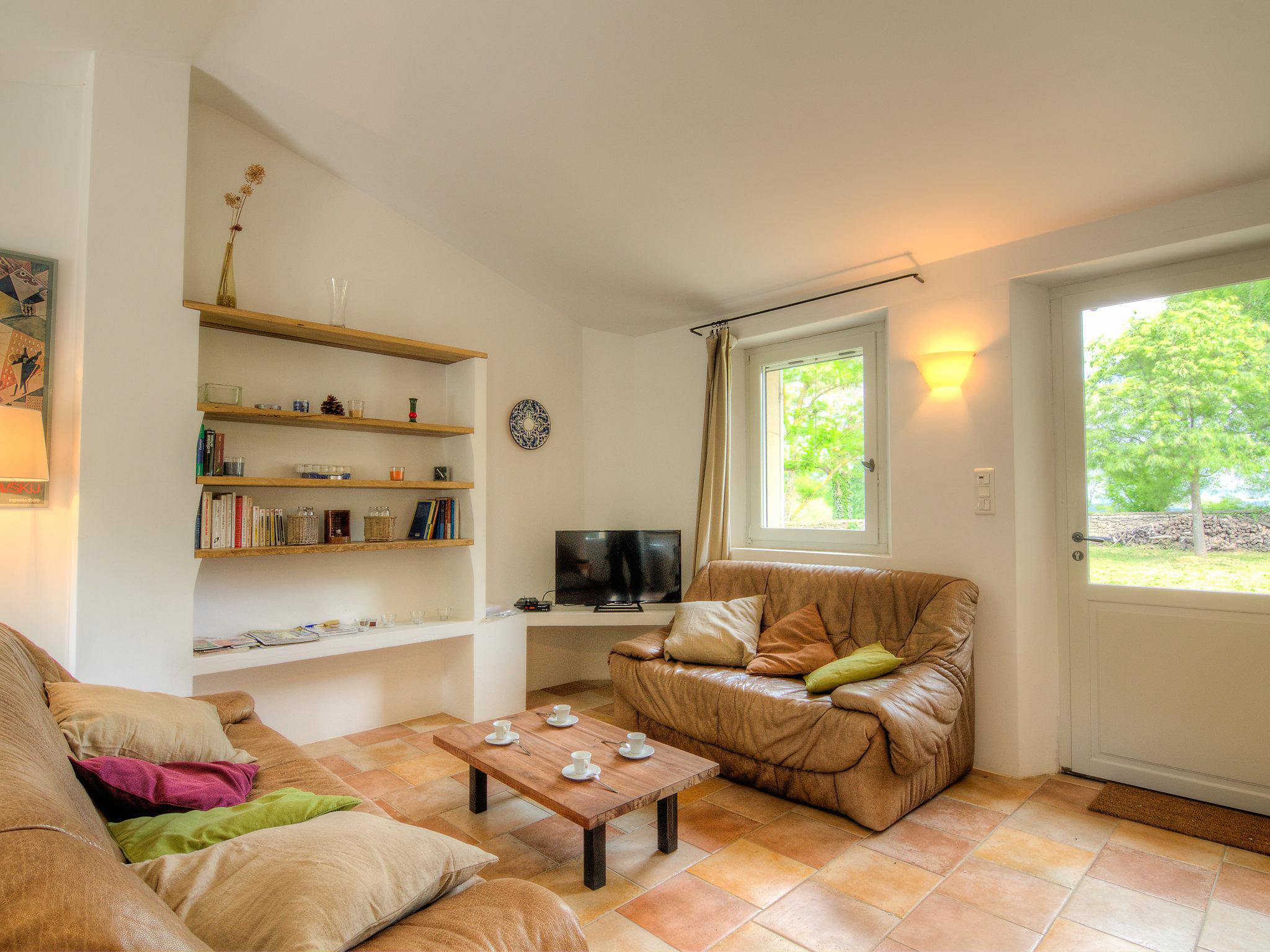 Photo 3 - Maison de 2 chambres à Bonnieux avec piscine et jardin