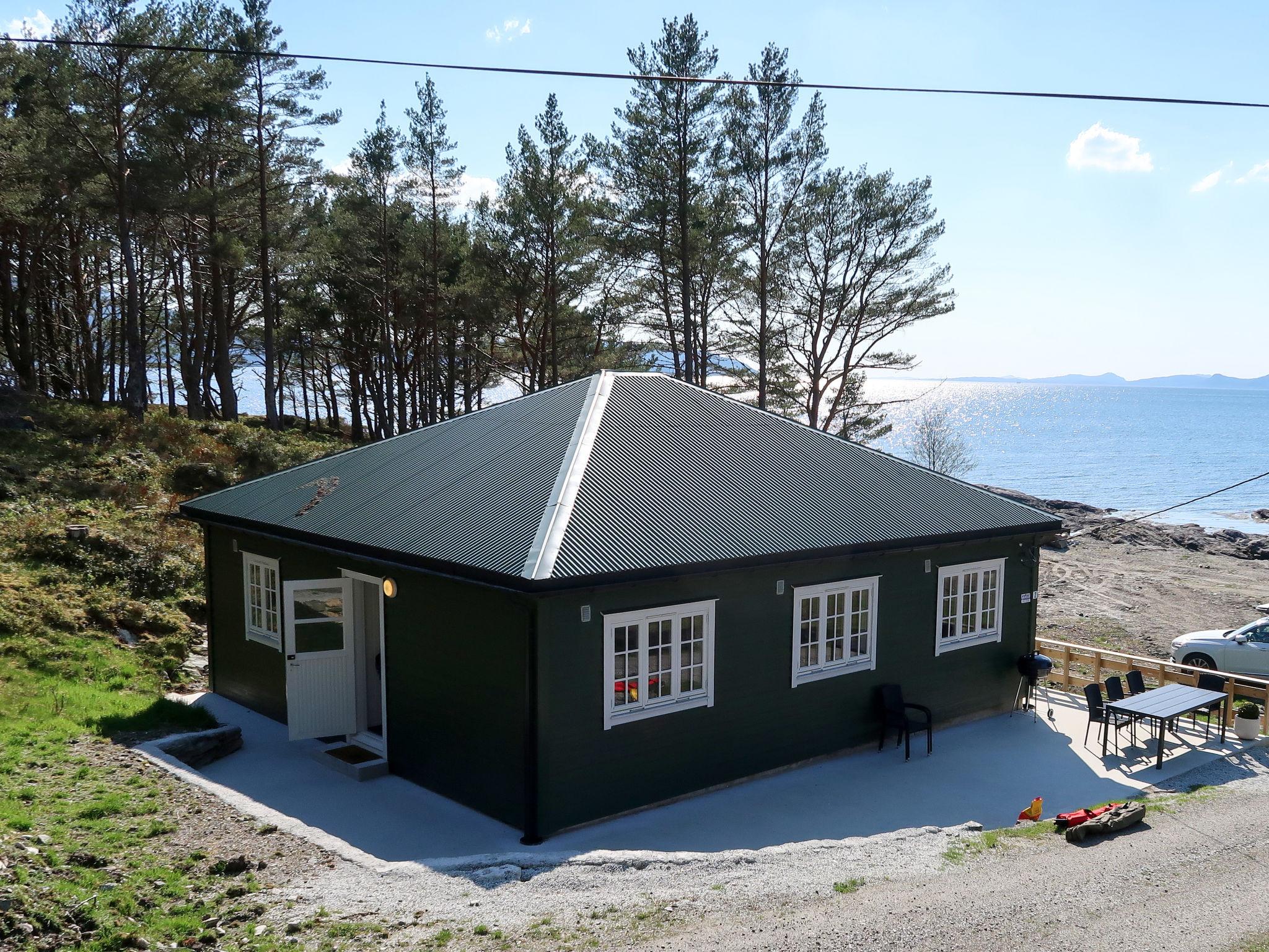 Photo 1 - Maison de 3 chambres à Hyllestad avec jardin et terrasse