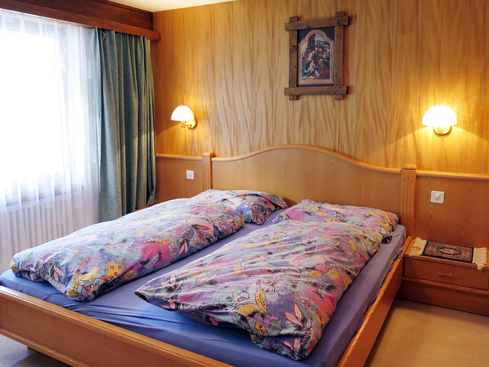 Foto 4 - Appartamento con 4 camere da letto a Saas-Fee con terrazza