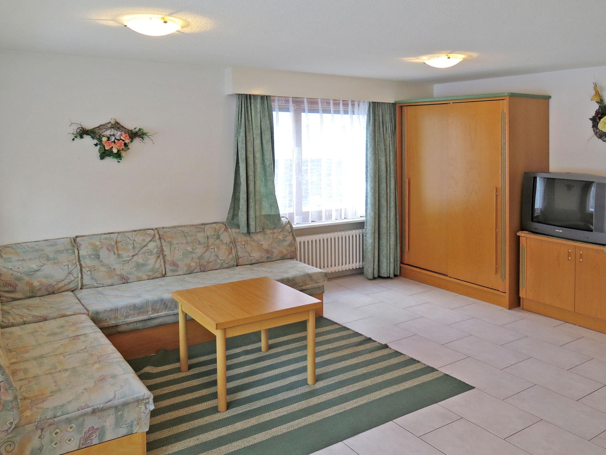 Foto 7 - Appartamento con 4 camere da letto a Saas-Fee con terrazza