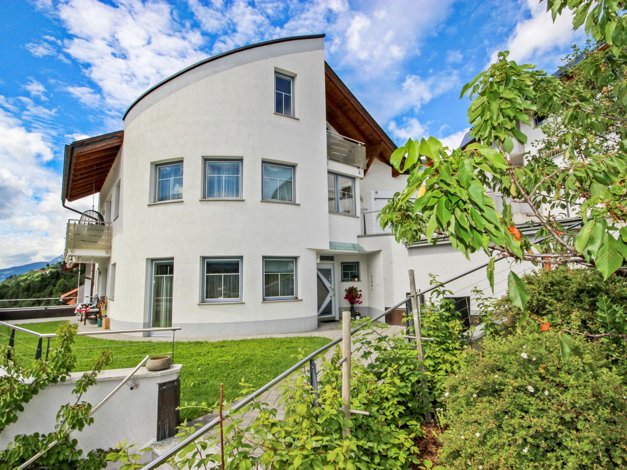 Photo 1 - Appartement de 1 chambre à Fließ avec jardin et vues sur la montagne