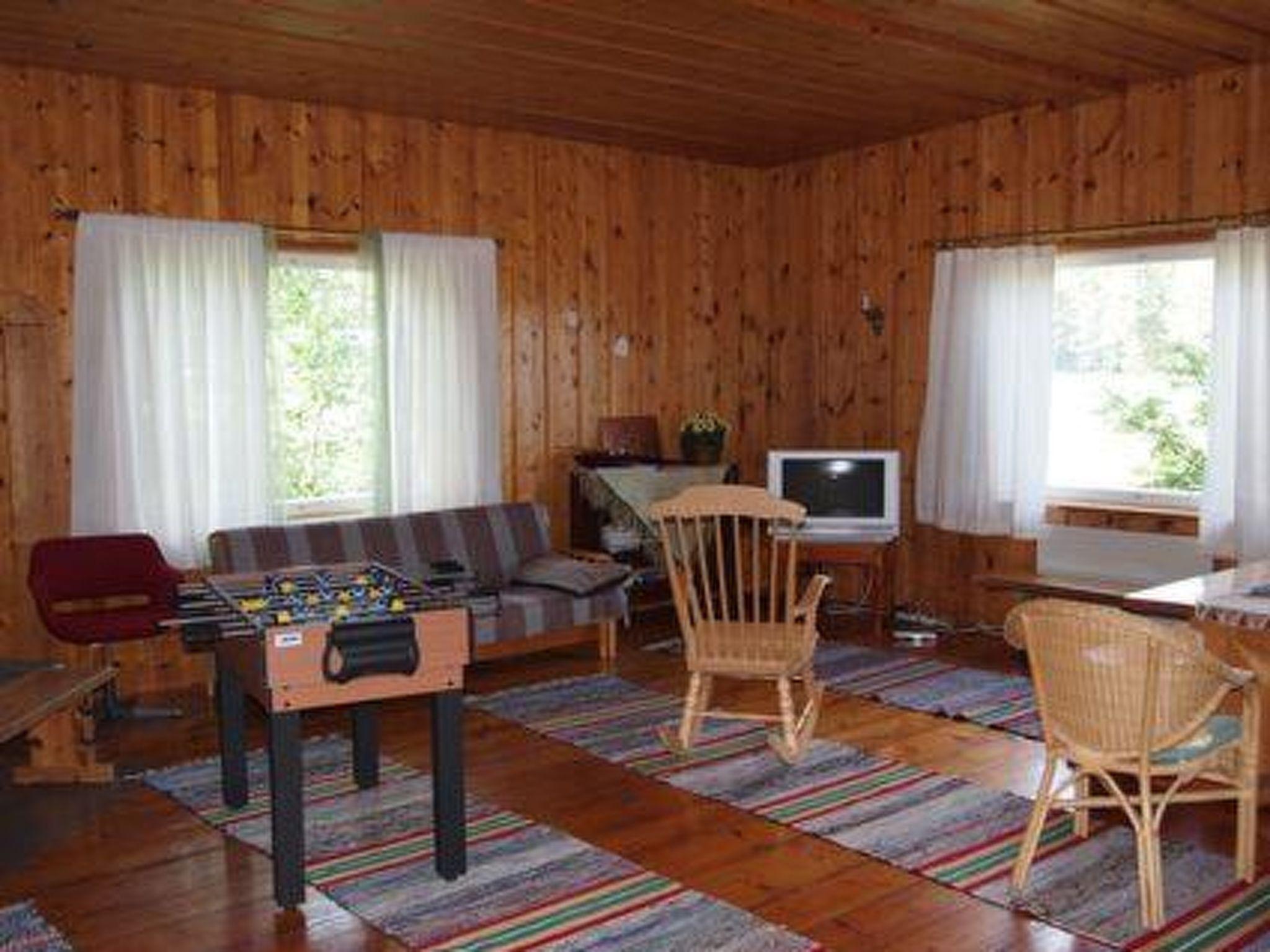 Foto 4 - Casa de 2 quartos em Pello com sauna e vista para a montanha