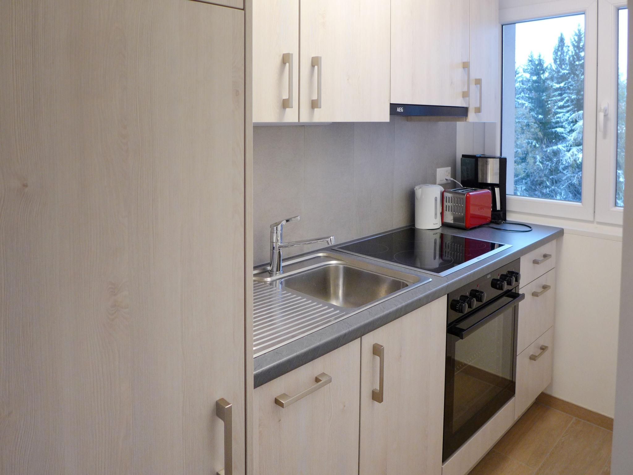 Photo 2 - Appartement de 1 chambre à Crans-Montana avec vues sur la montagne