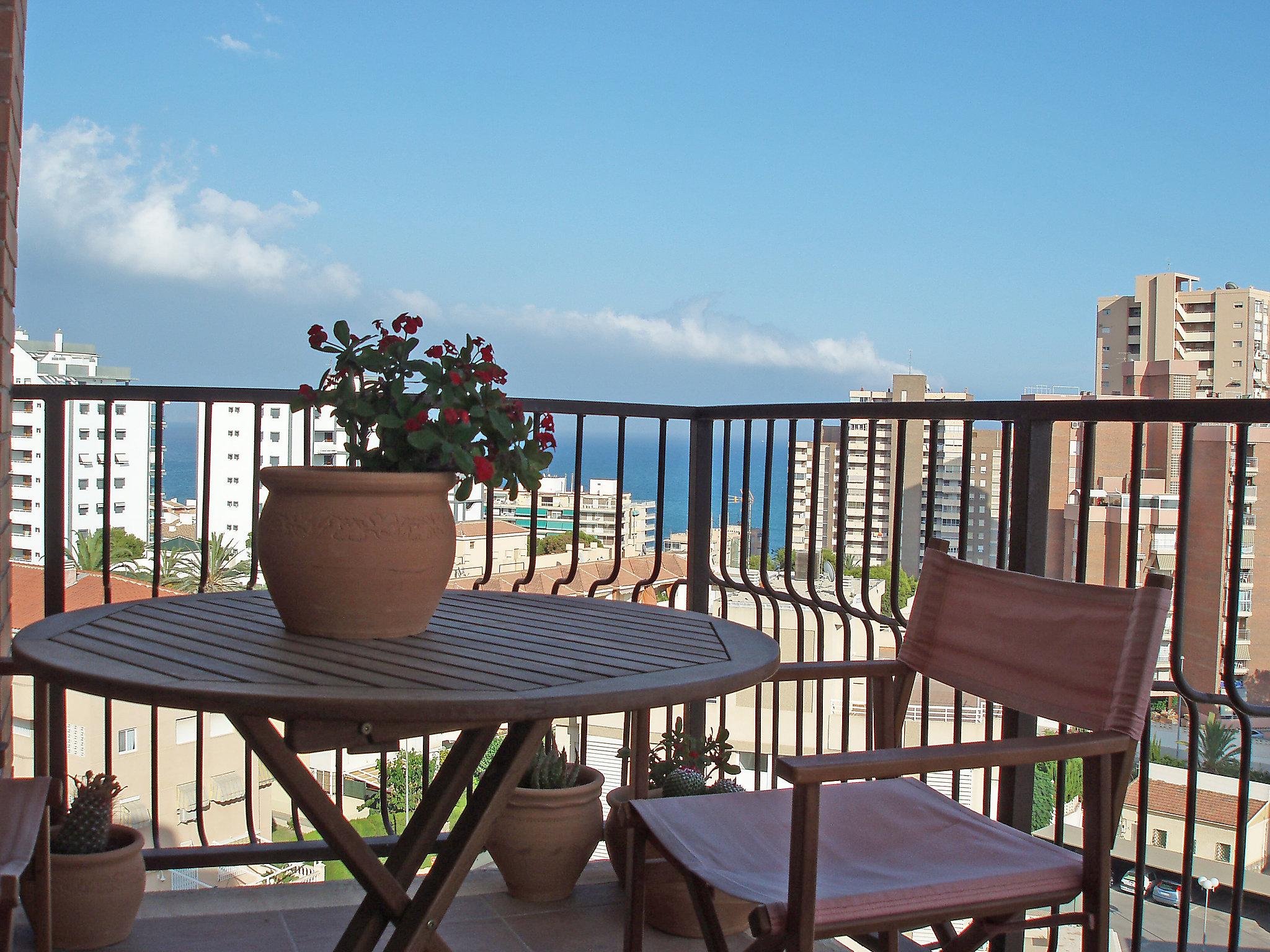 Foto 2 - Appartamento con 2 camere da letto a El Campello con piscina e vista mare