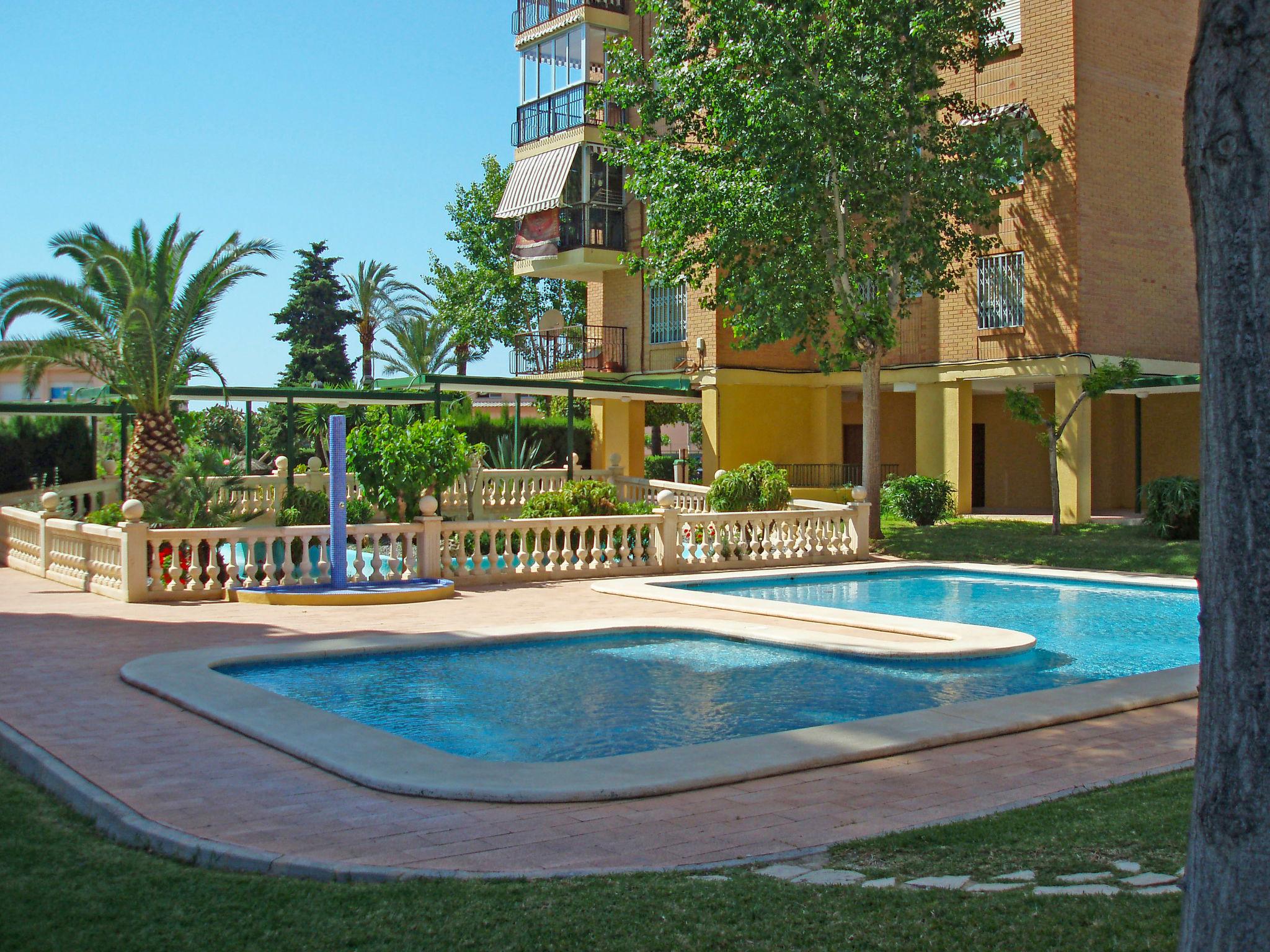 Photo 15 - Appartement de 2 chambres à El Campello avec piscine et jardin