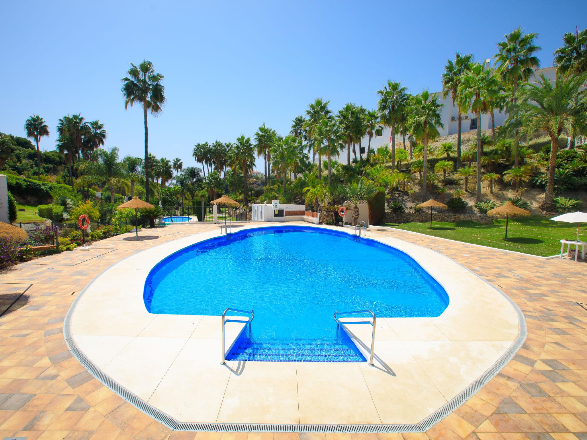 Foto 12 - Apartamento de 1 habitación en Nerja con piscina y vistas al mar