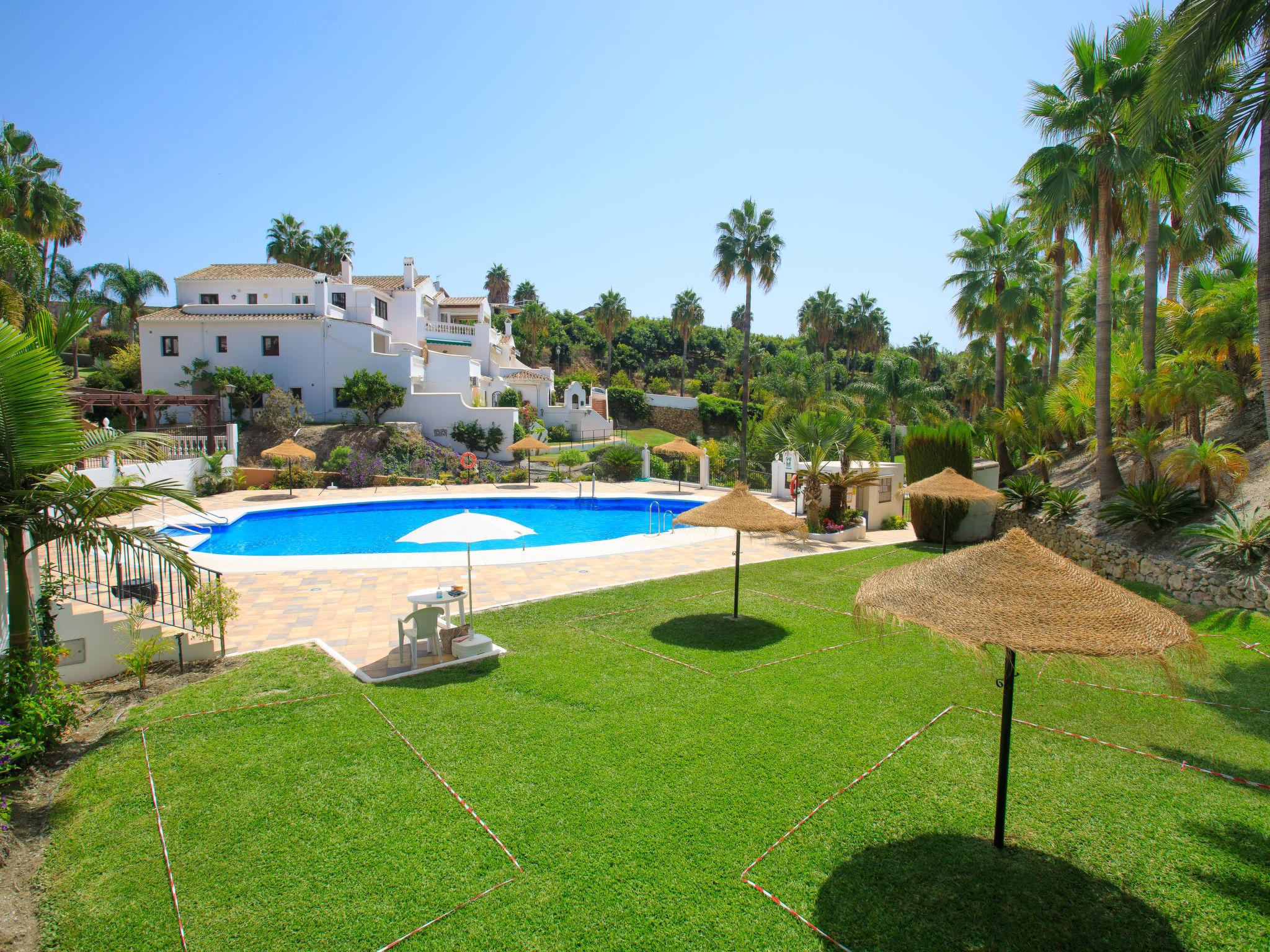 Foto 13 - Apartamento de 1 habitación en Nerja con piscina y vistas al mar