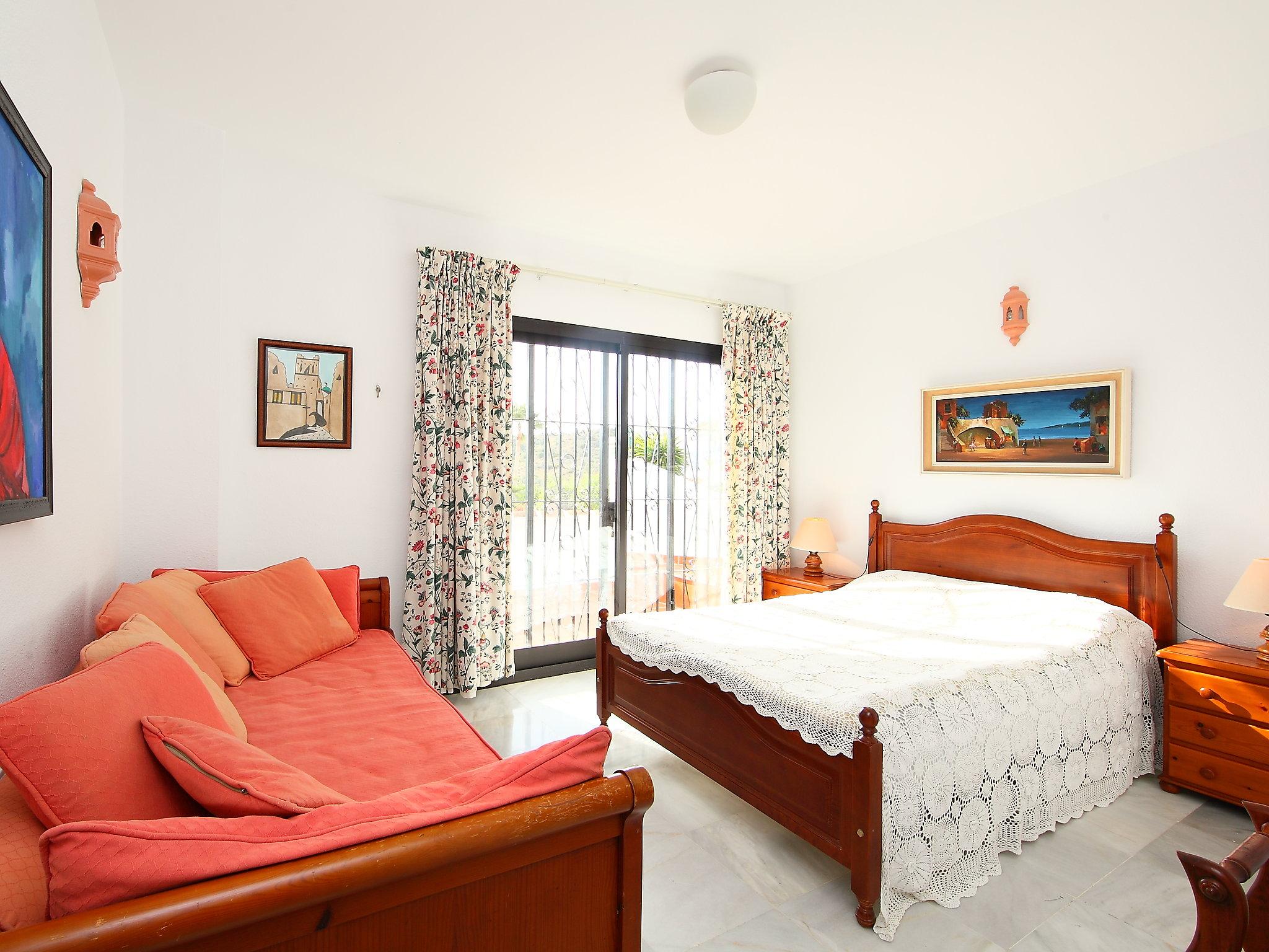 Photo 12 - 3 bedroom House in Mijas with private pool and garden