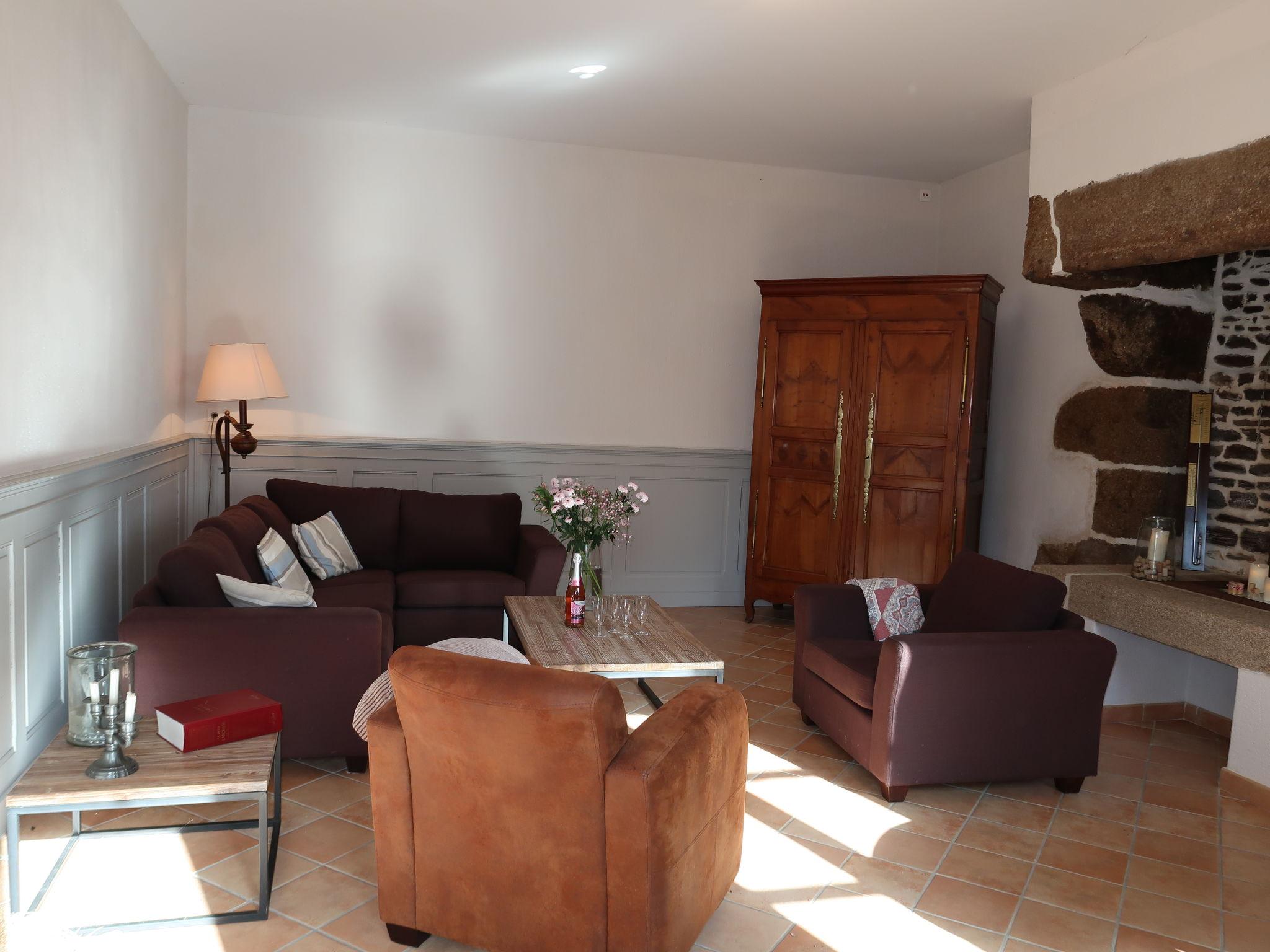 Photo 8 - 3 bedroom House in Val-Couesnon with garden and terrace