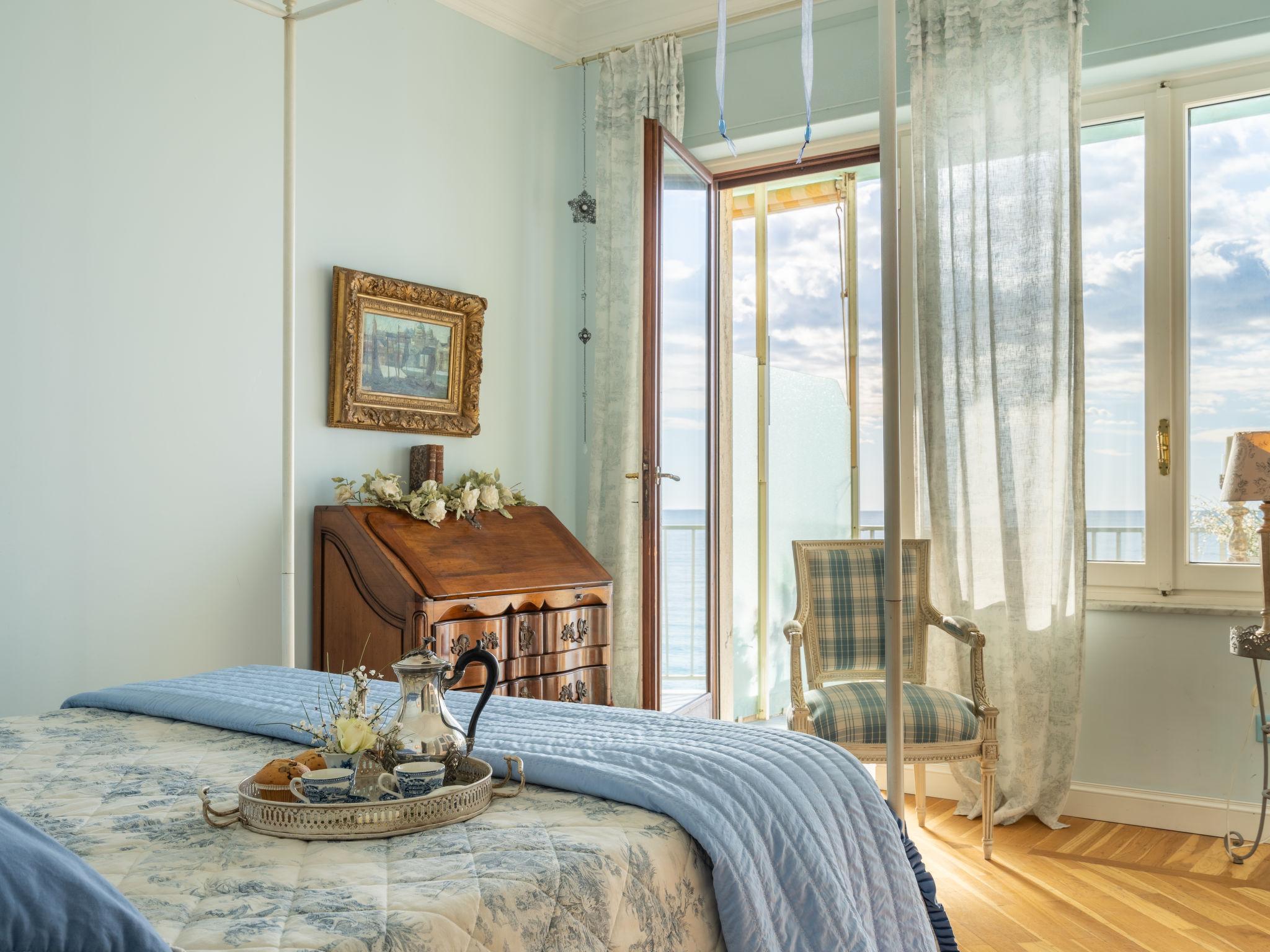 Foto 9 - Apartment mit 2 Schlafzimmern in Riva Ligure mit blick aufs meer