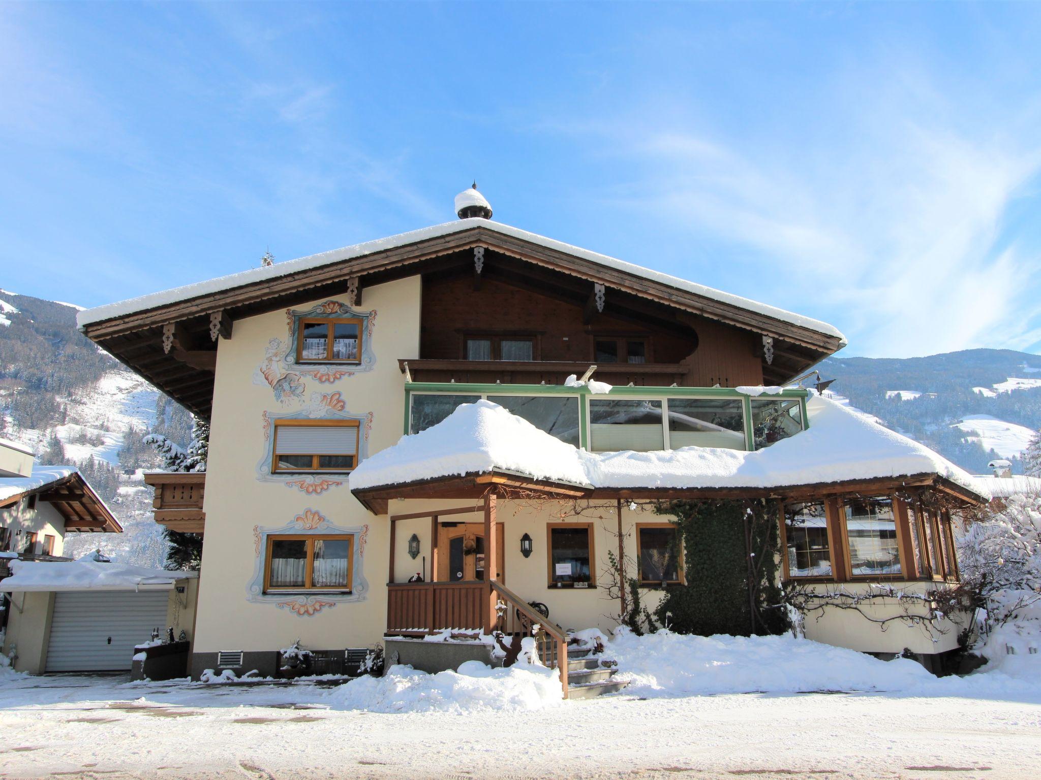 Foto 23 - Apartment mit 3 Schlafzimmern in Aschau im Zillertal mit blick auf die berge