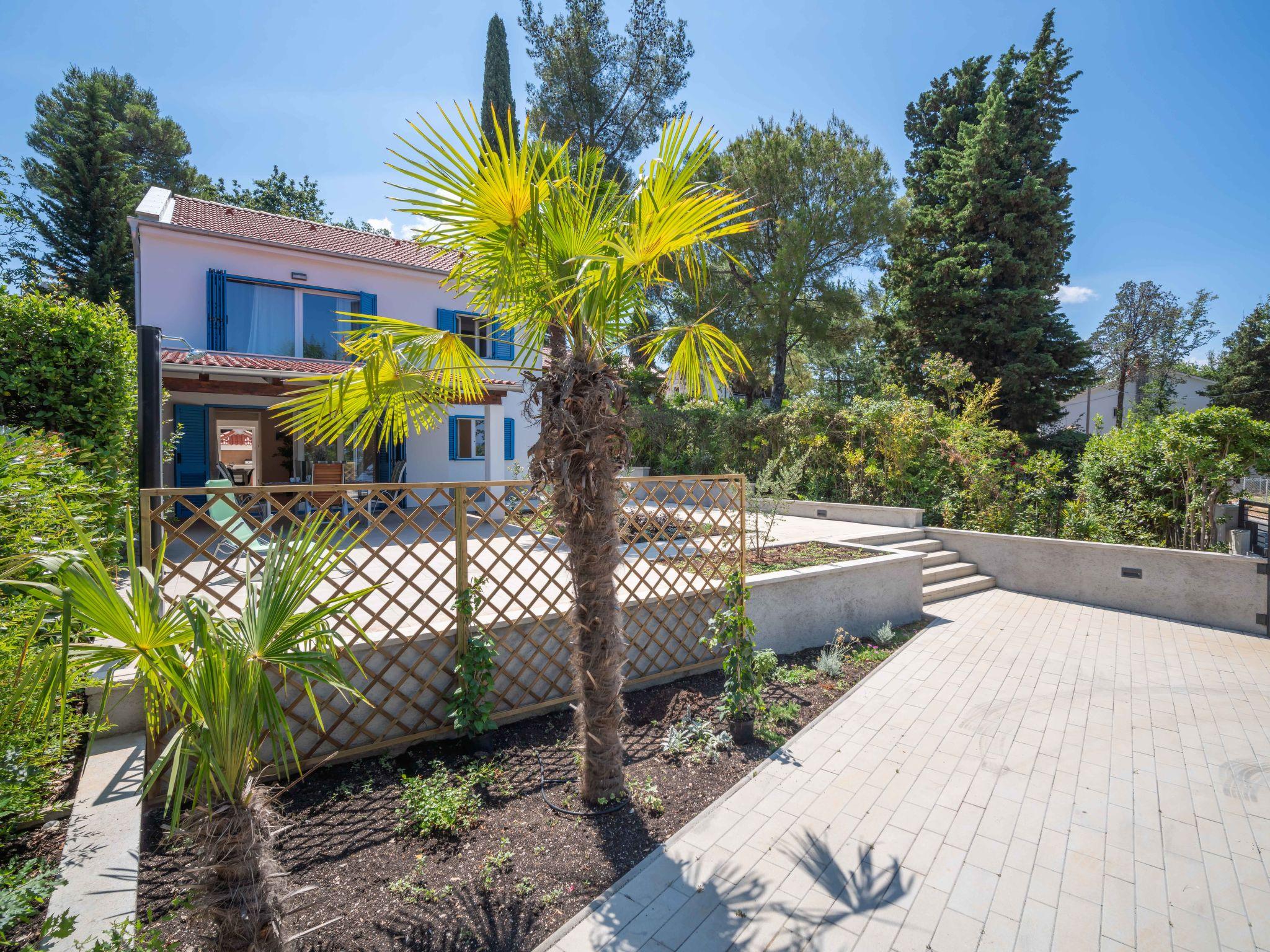 Foto 5 - Casa con 2 camere da letto a Omišalj con terrazza e vista mare