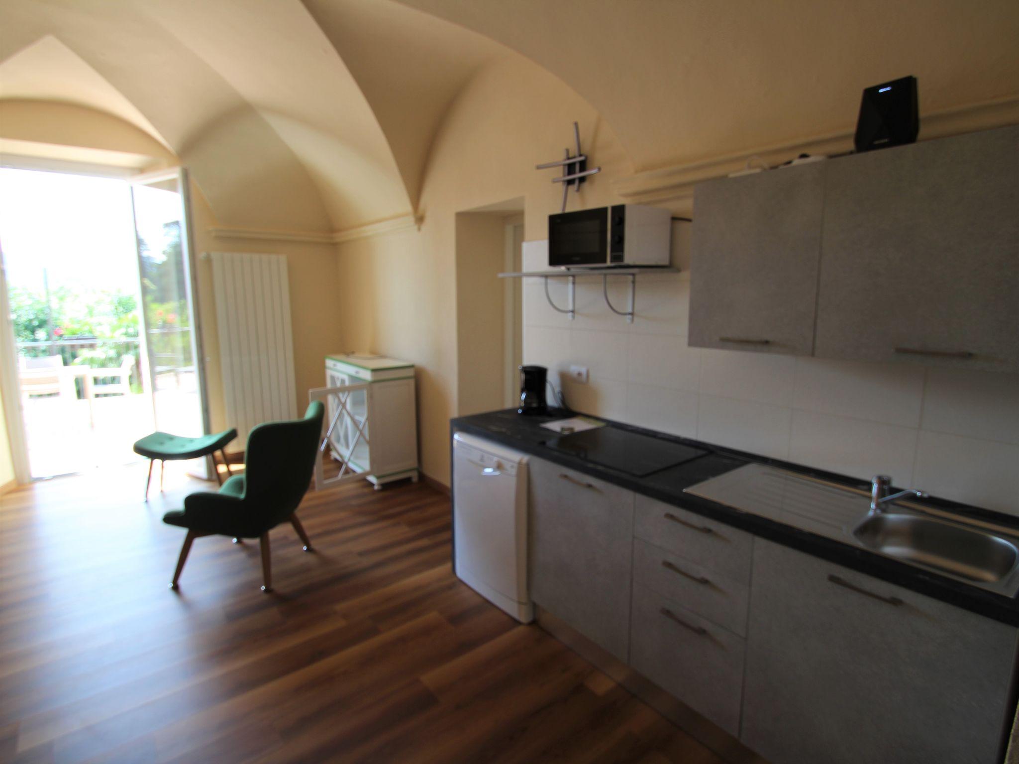 Photo 7 - 2 bedroom Apartment in Porto Valtravaglia with terrace and mountain view