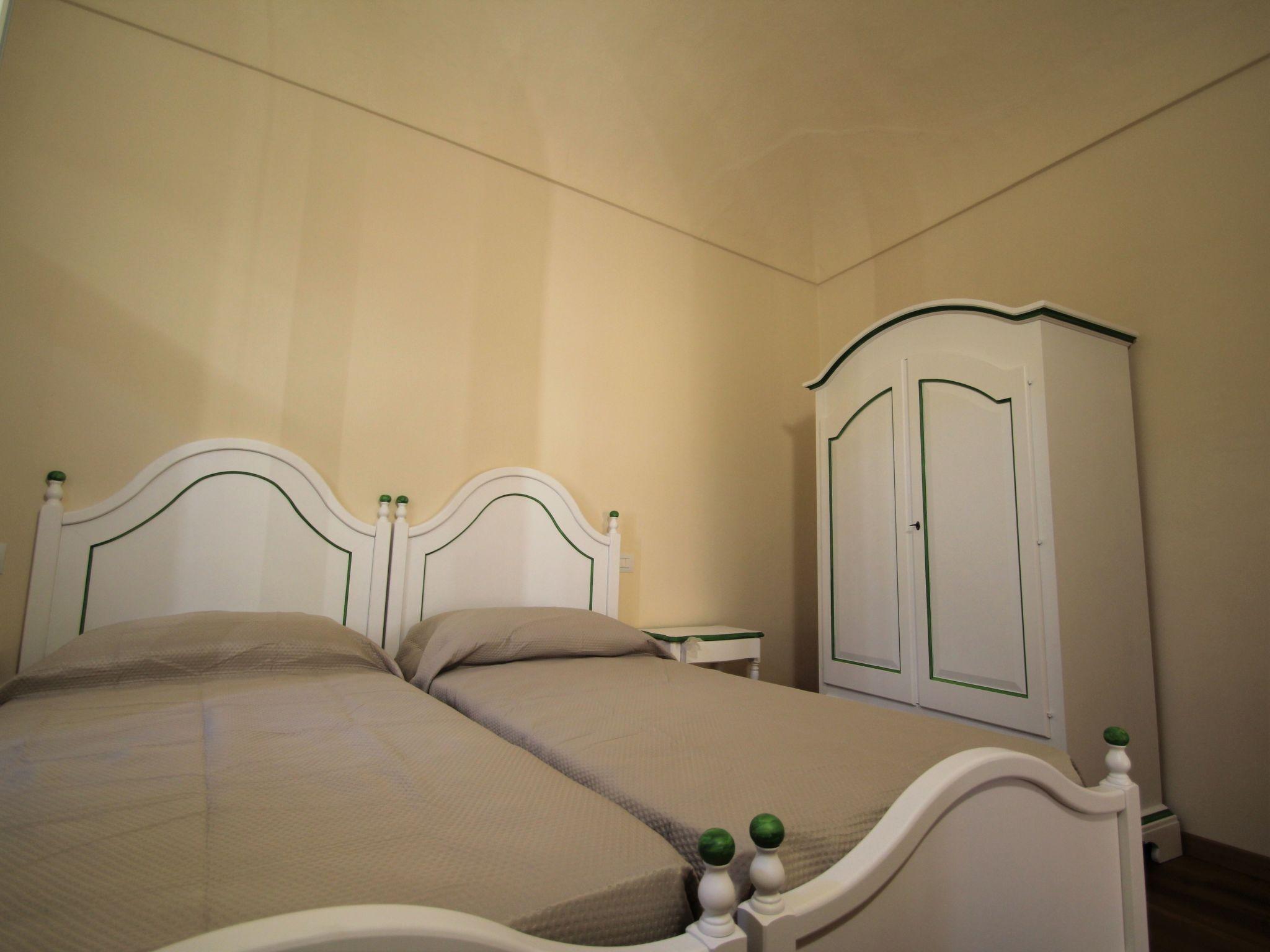 Photo 17 - 2 bedroom Apartment in Porto Valtravaglia with terrace