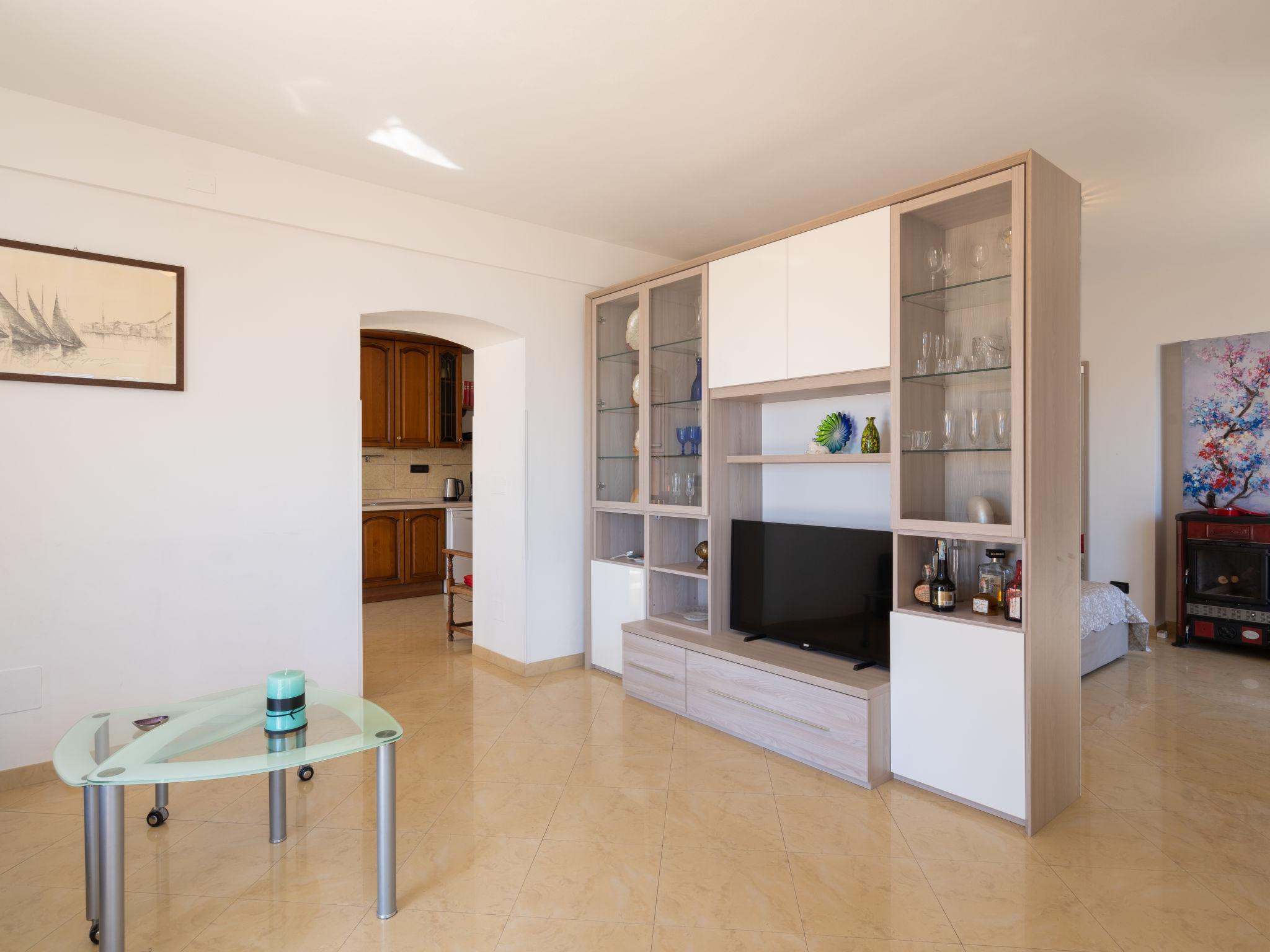 Foto 15 - Apartment mit 3 Schlafzimmern in Sanremo mit garten und blick aufs meer