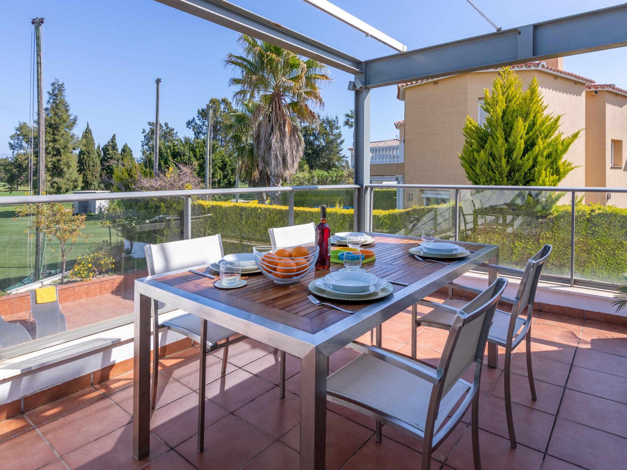 Foto 3 - Casa de 3 quartos em Oliva com piscina e terraço