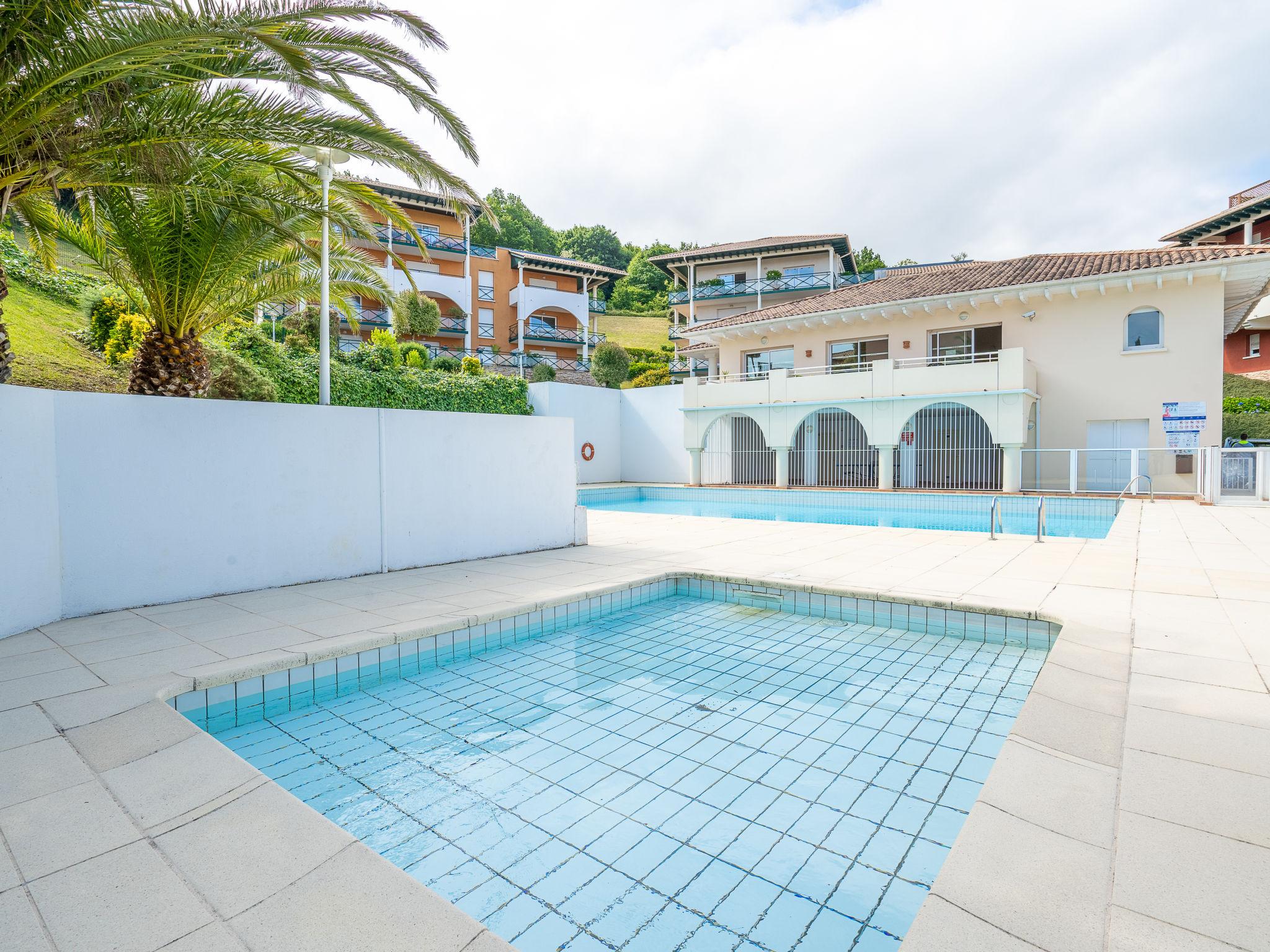 Foto 14 - Apartamento de 1 habitación en Ciboure con piscina y vistas al mar