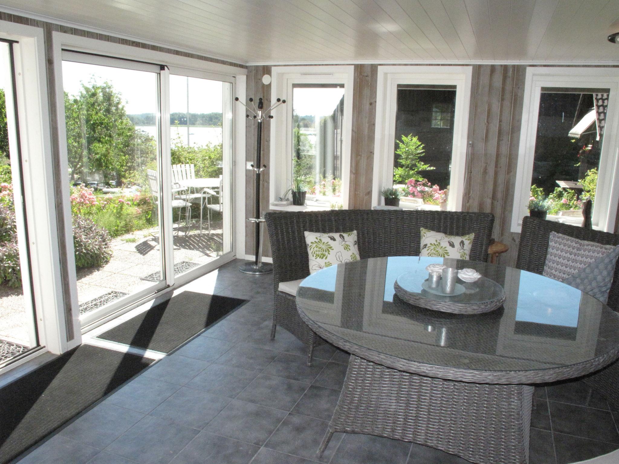 Photo 2 - Maison de 1 chambre à Vikbolandet avec jardin et terrasse