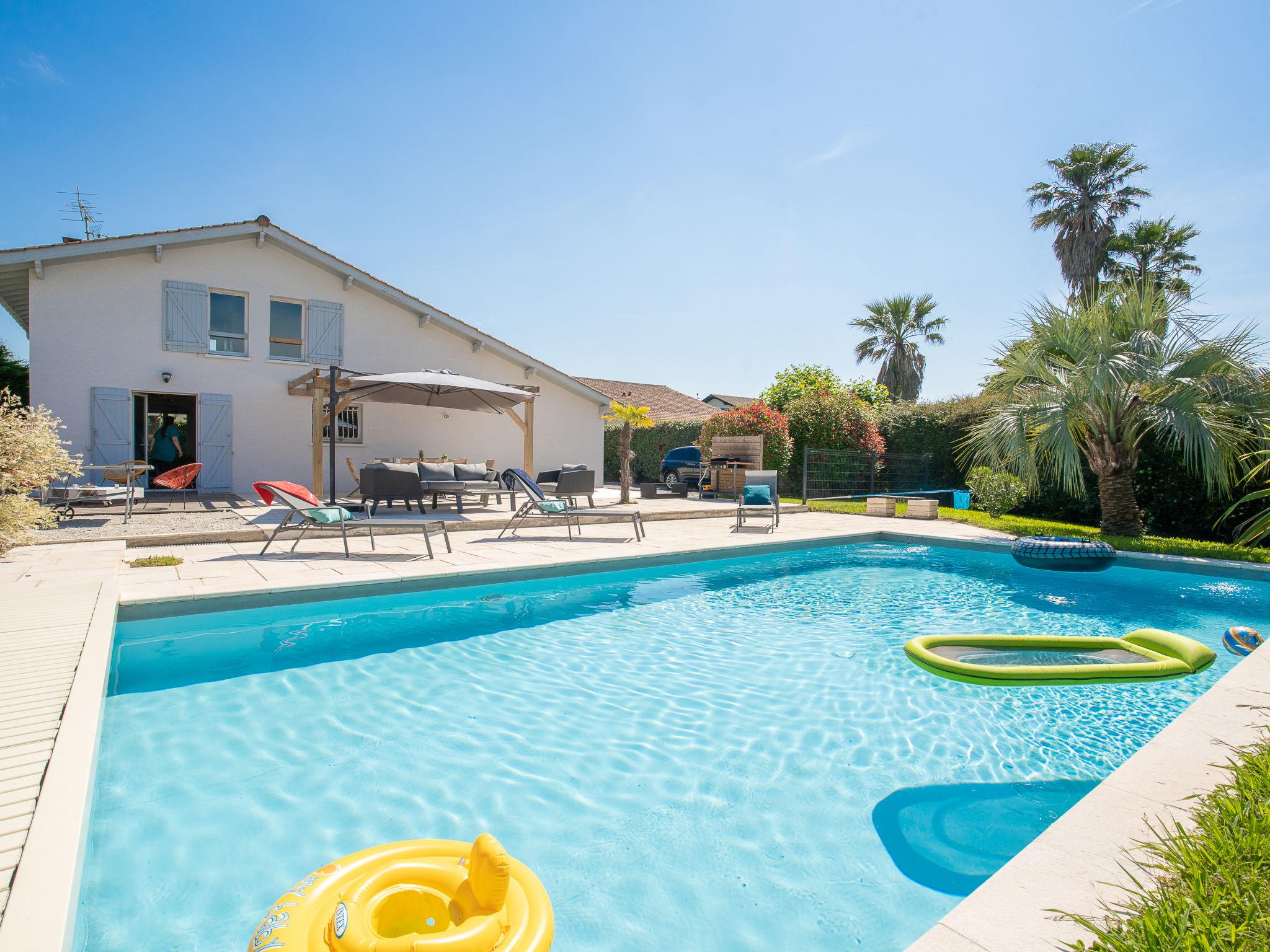 Foto 1 - Casa de 5 quartos em Bidart com piscina privada e vistas do mar