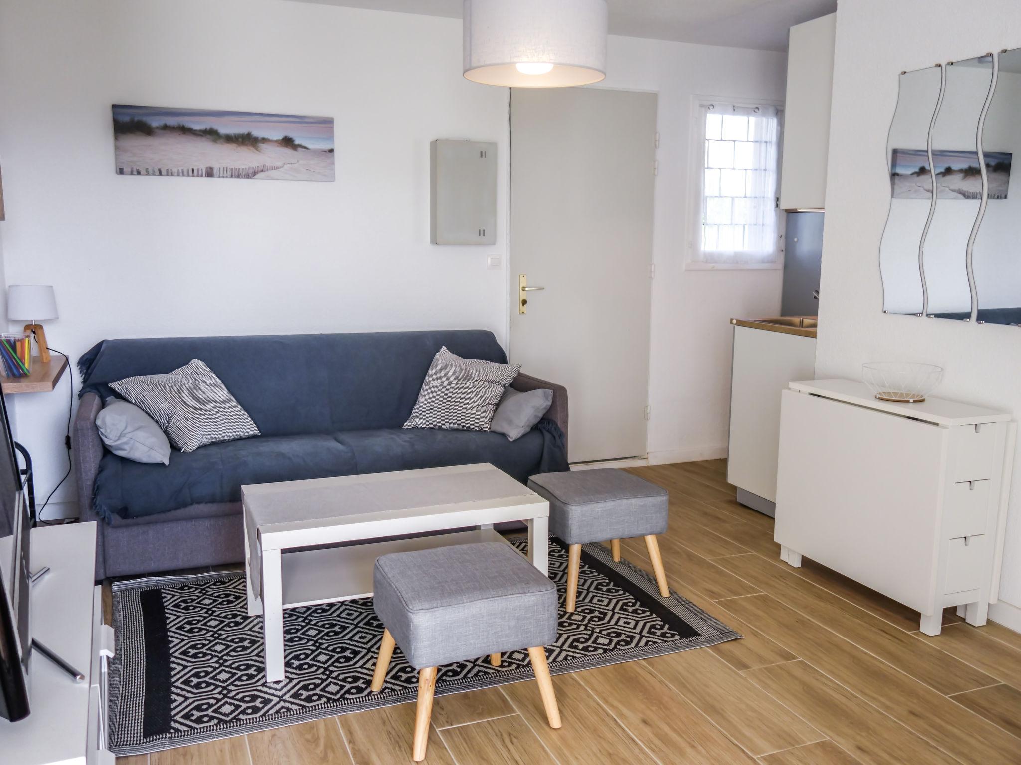Foto 2 - Appartamento con 1 camera da letto a Vaux-sur-Mer con giardino e vista mare