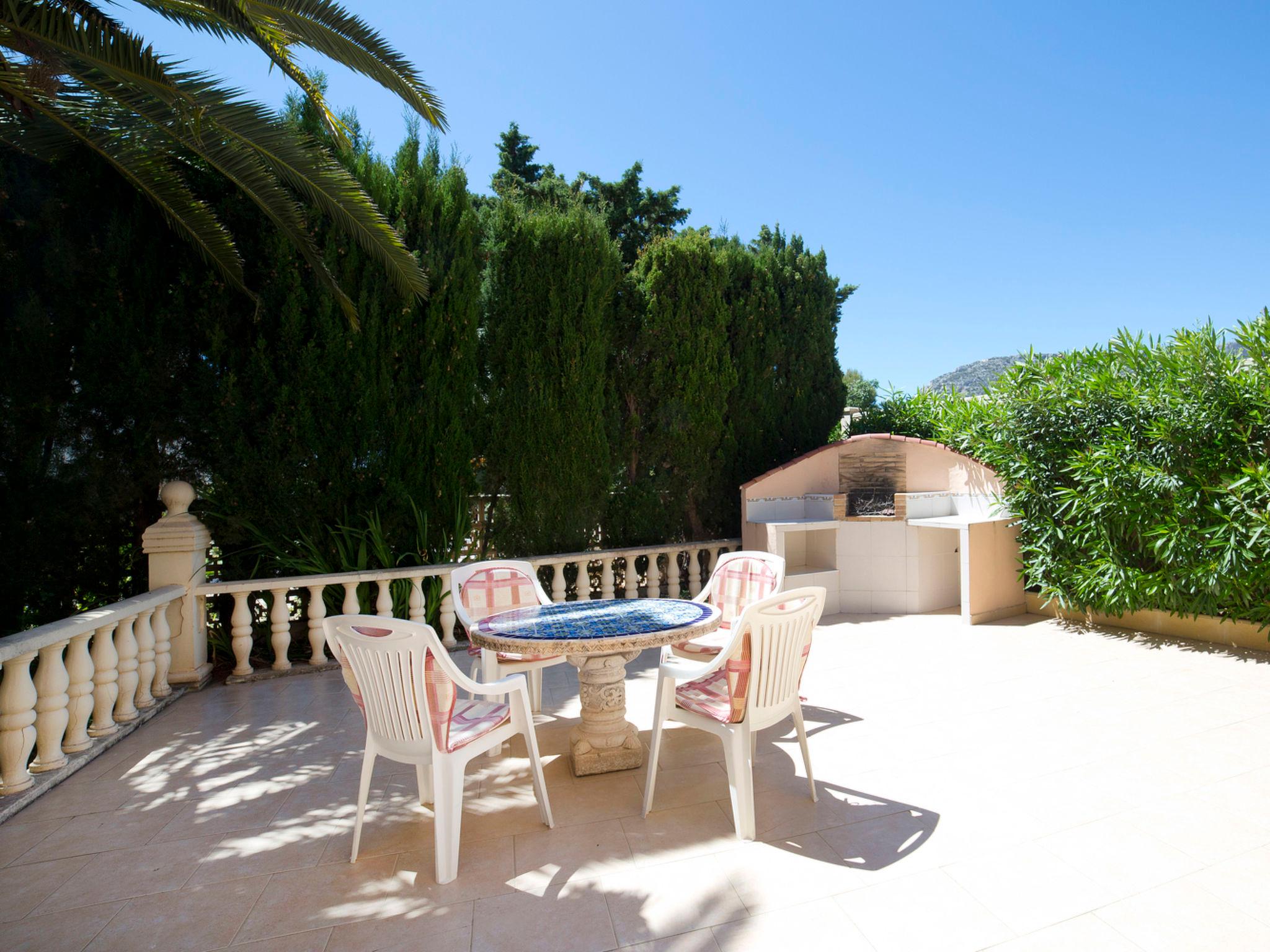 Foto 5 - Casa de 5 quartos em Calp com piscina privada e vistas do mar