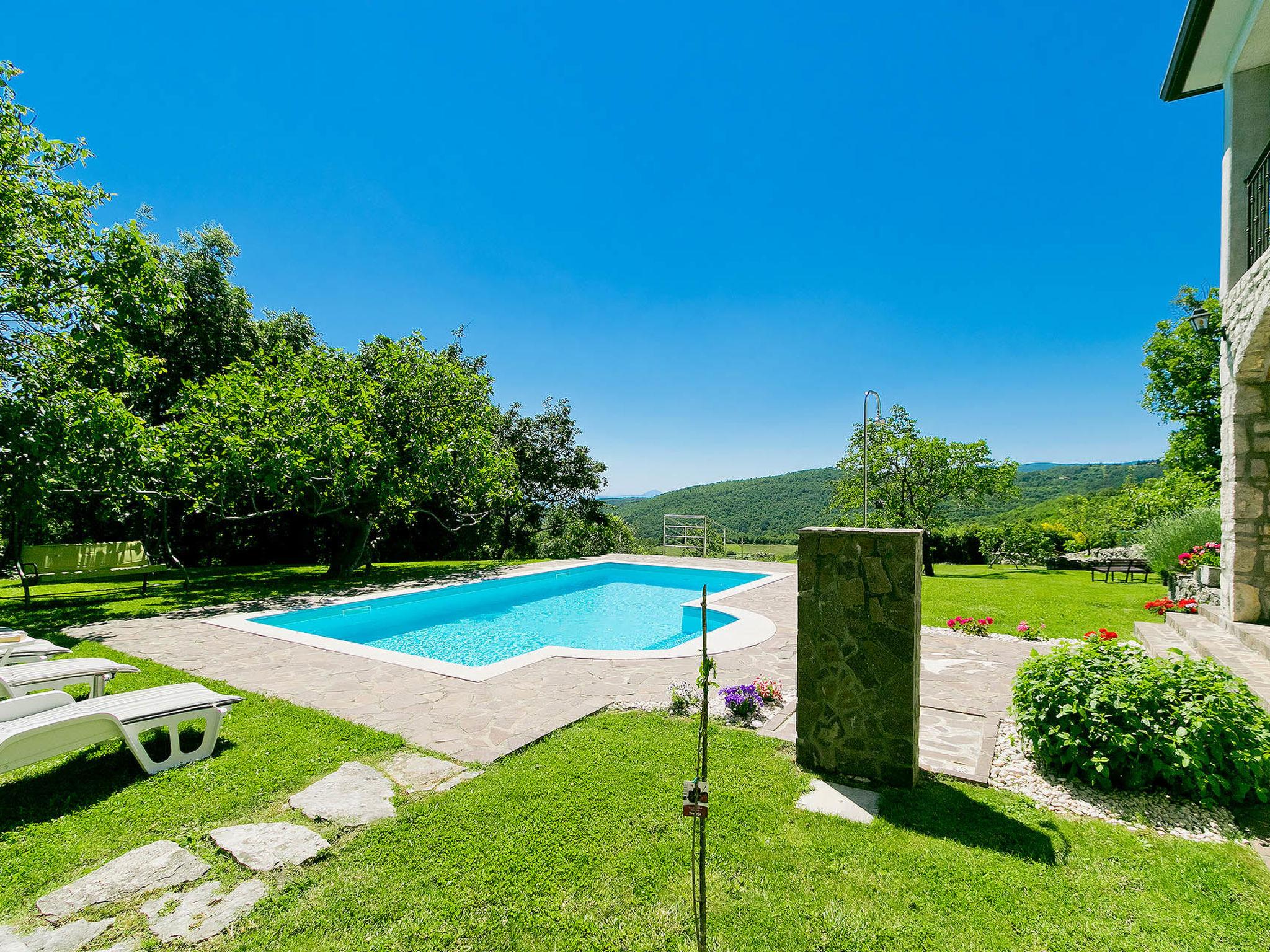 Foto 24 - Casa con 2 camere da letto a Labin con piscina privata e vista mare