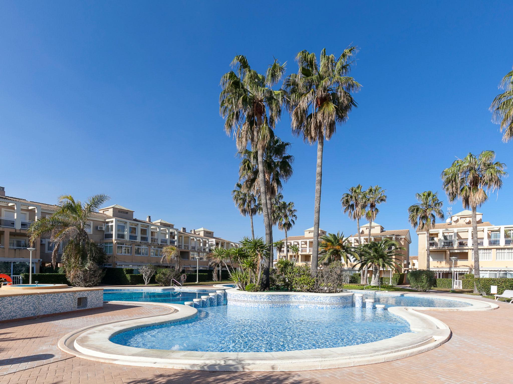 Photo 18 - Appartement de 2 chambres à Dénia avec piscine et vues à la mer