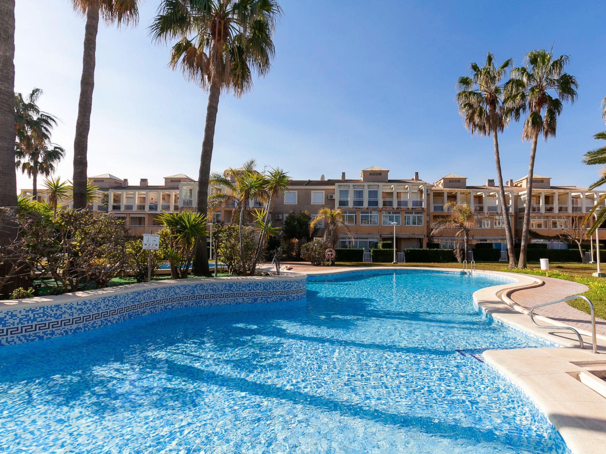 Foto 2 - Apartamento de 2 quartos em Dénia com piscina e vistas do mar