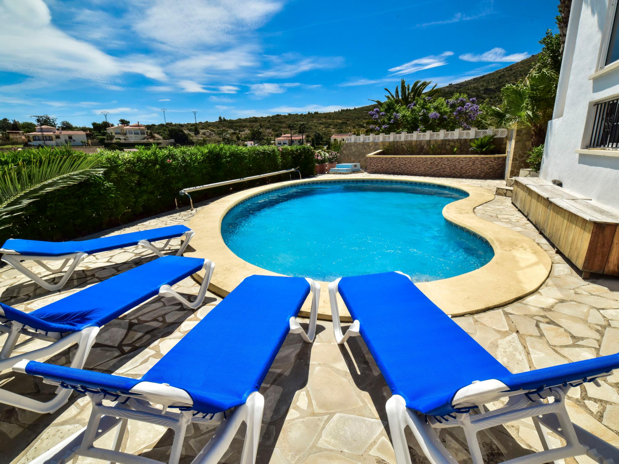 Foto 2 - Casa de 2 quartos em Dénia com piscina privada e vistas do mar