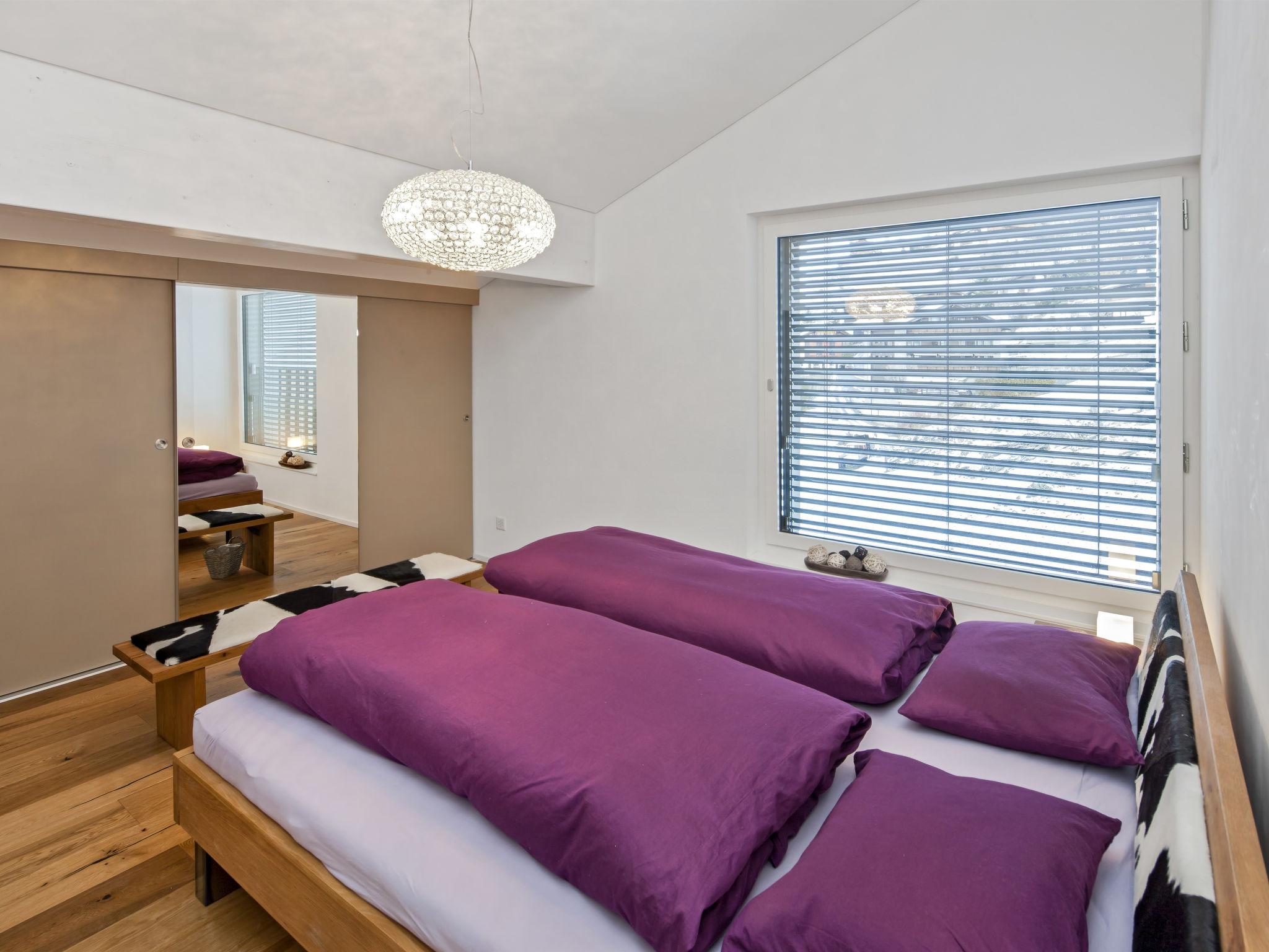 Foto 4 - Appartamento con 2 camere da letto a Grächen con sauna e vista sulle montagne